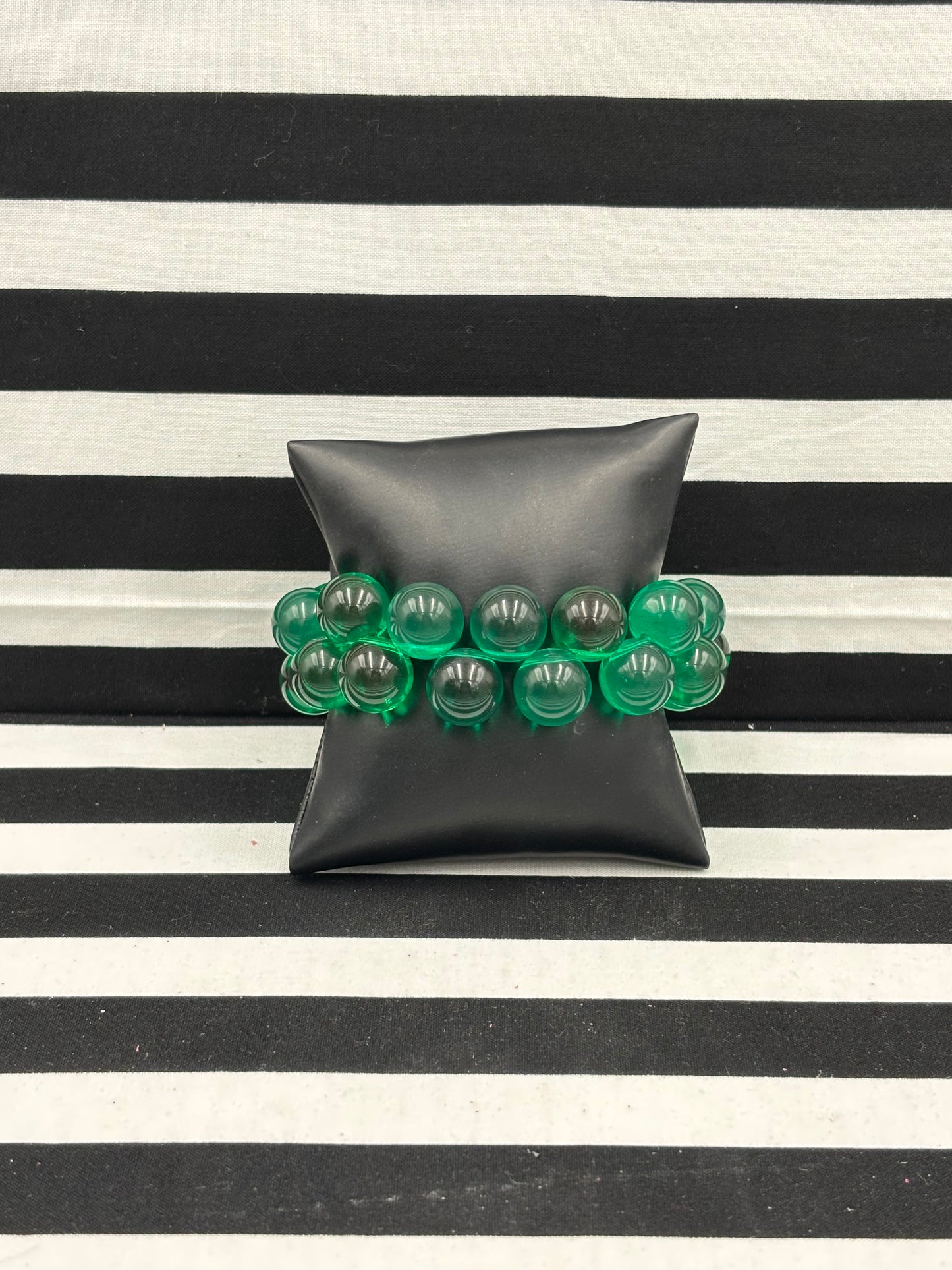 Chunky Button Green Stretch Bracelet