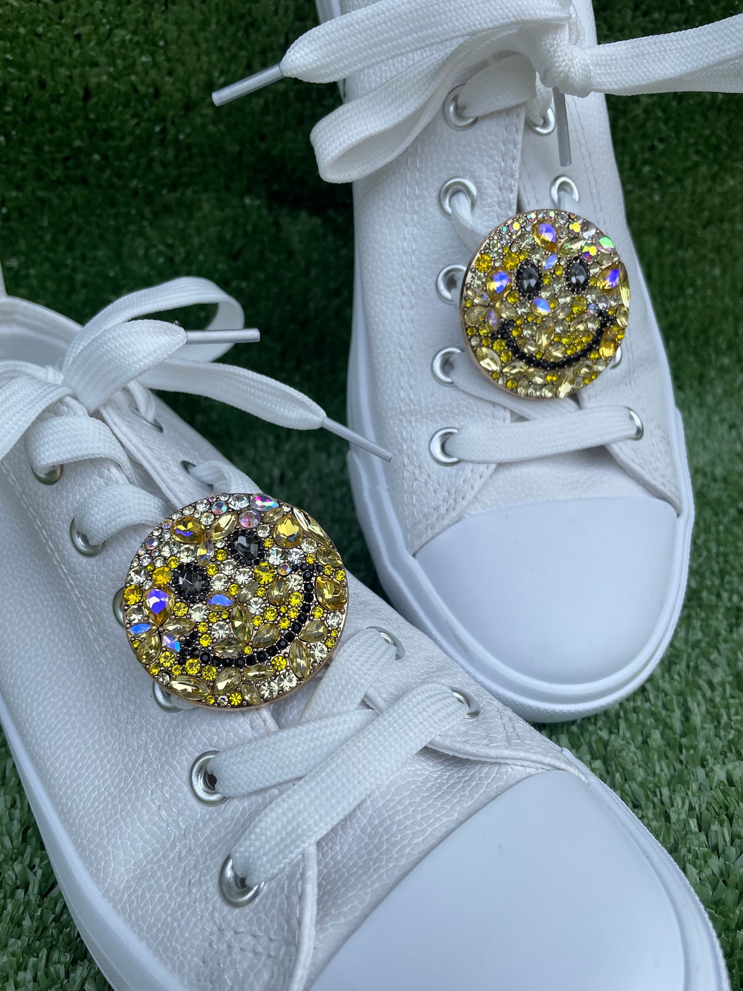 Smile Away Shoe Clips