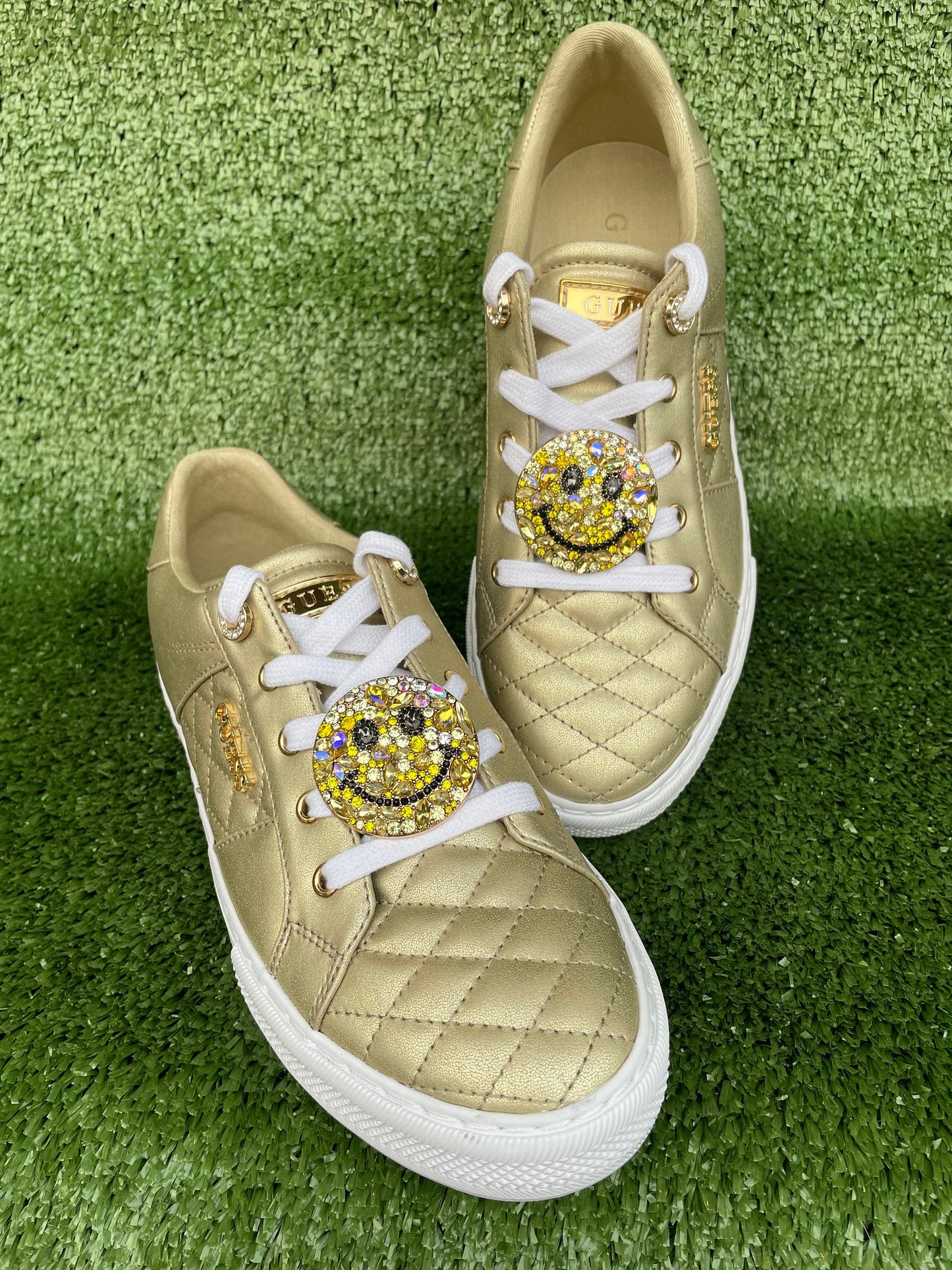 Smile Away Shoe Clips