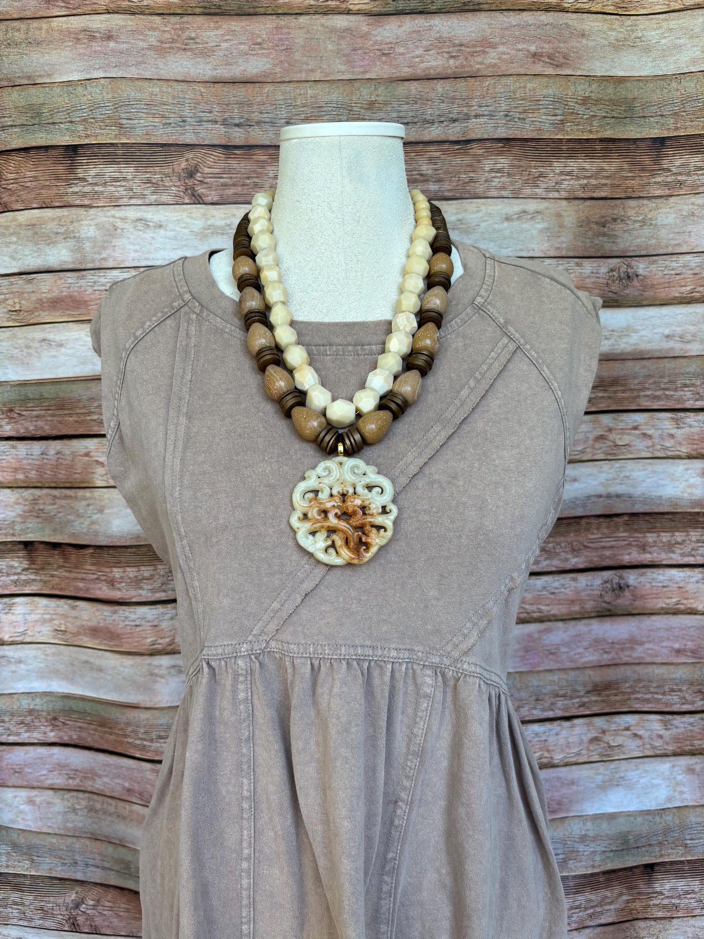 Vanilla Skies Necklace