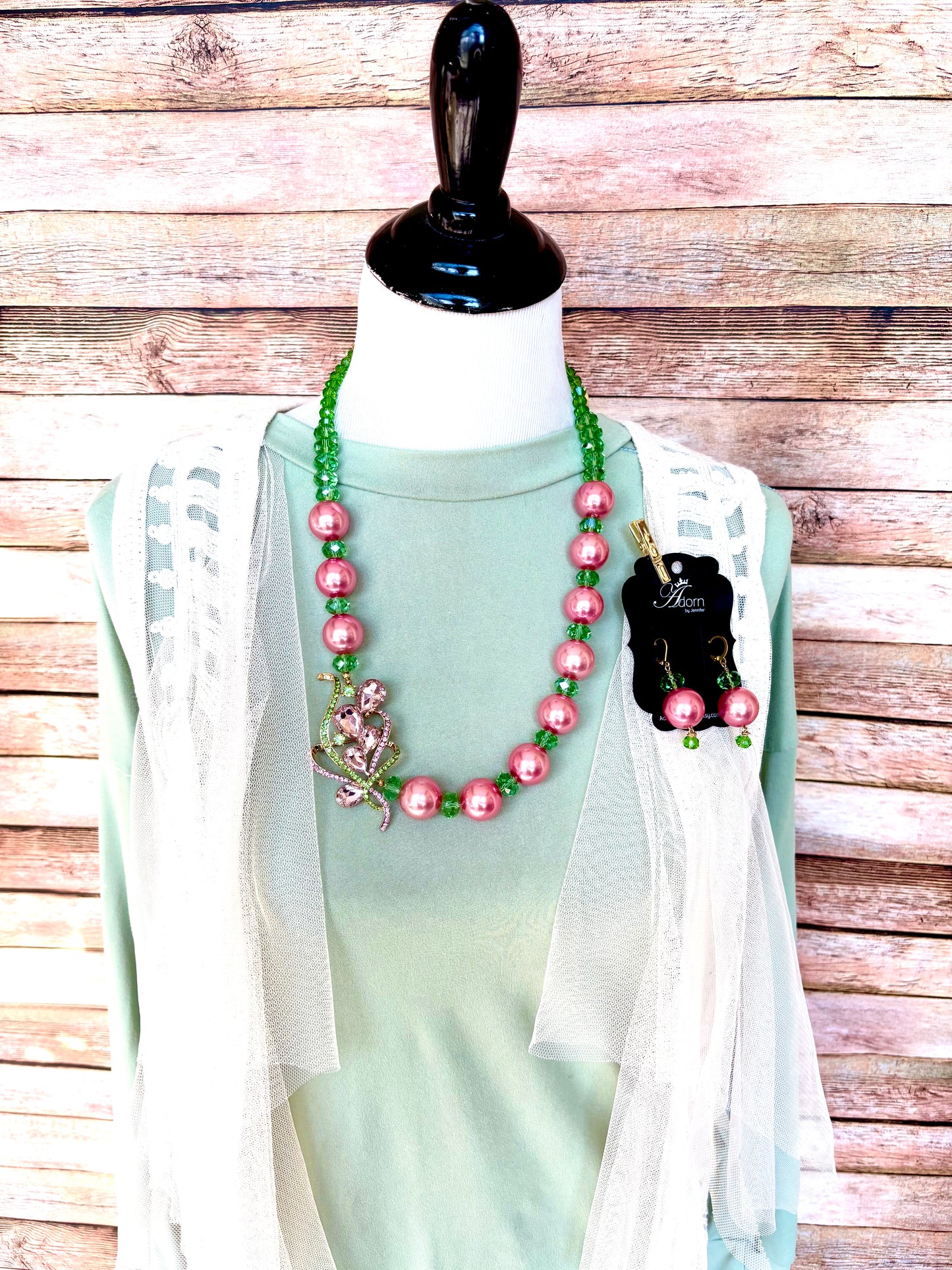 Fleur de Pink Necklace