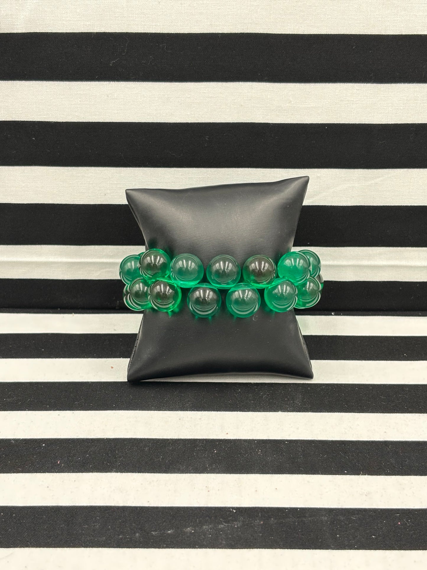 Chunky Button Green Stretch Bracelet