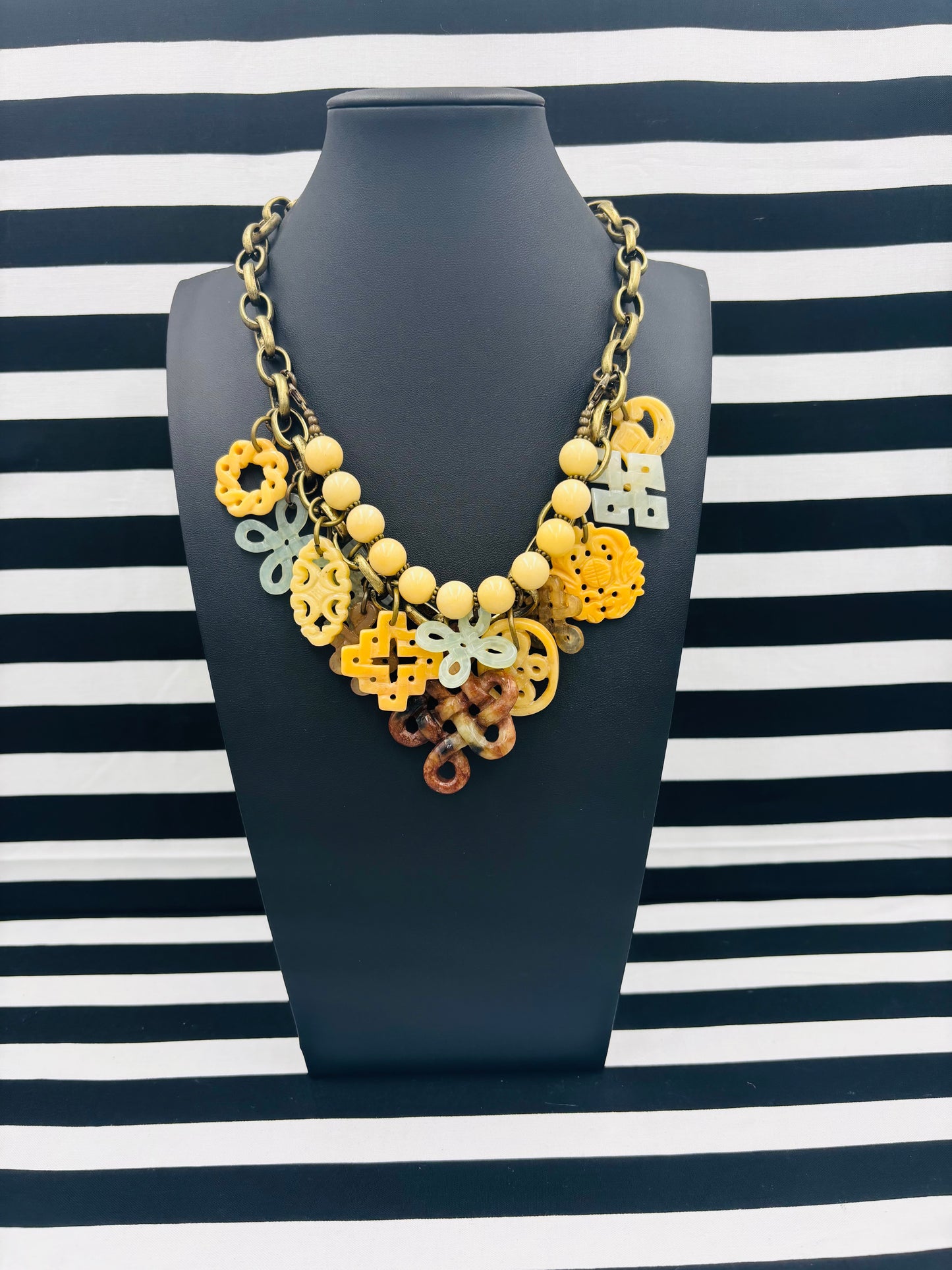 Shades of Ivory Necklace