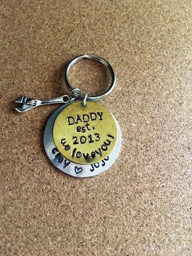 Dad Est Key Chain