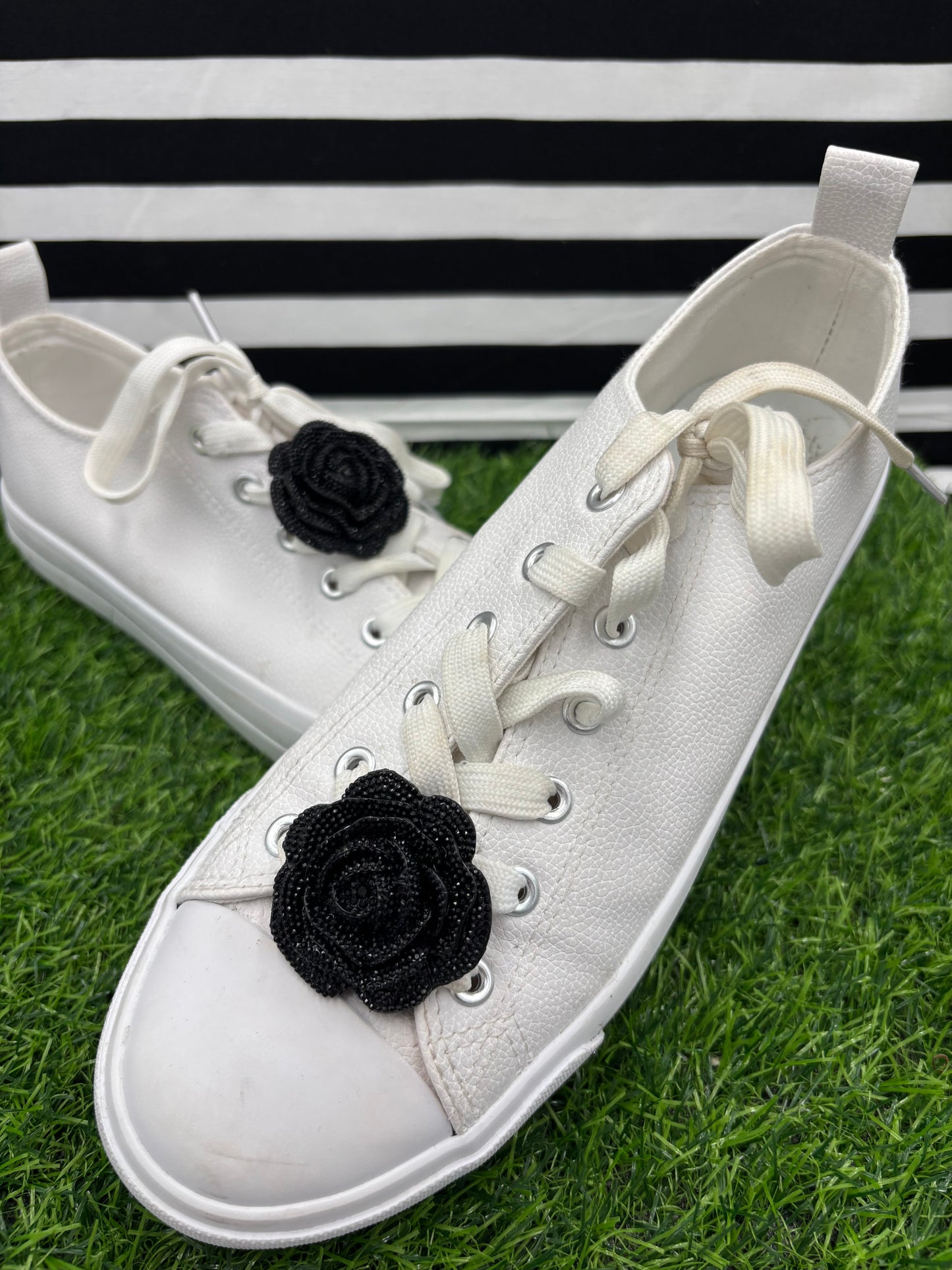 Forbidden Flower Shoe Clips
