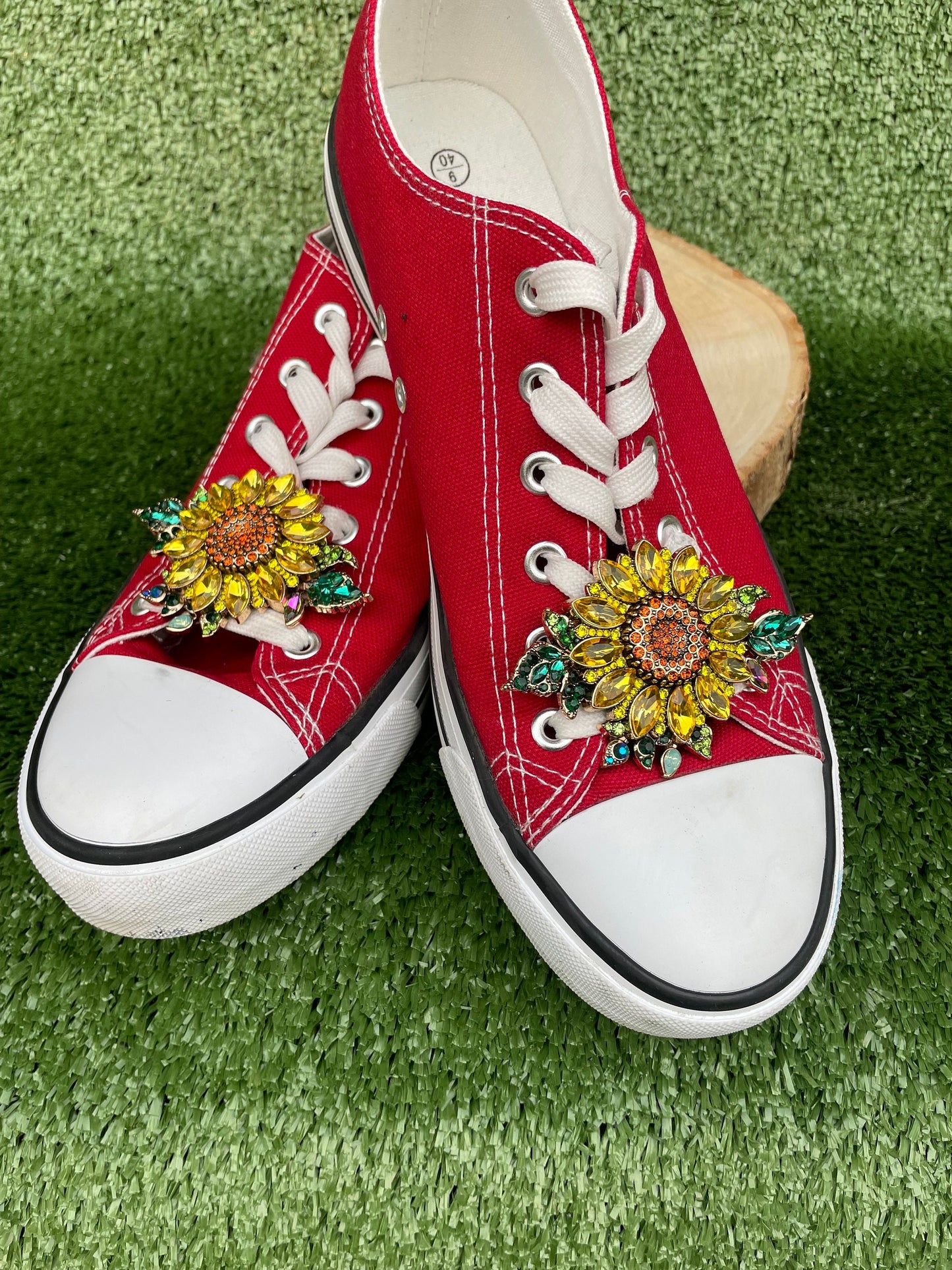 Sunflowers for Days Shoe Clips