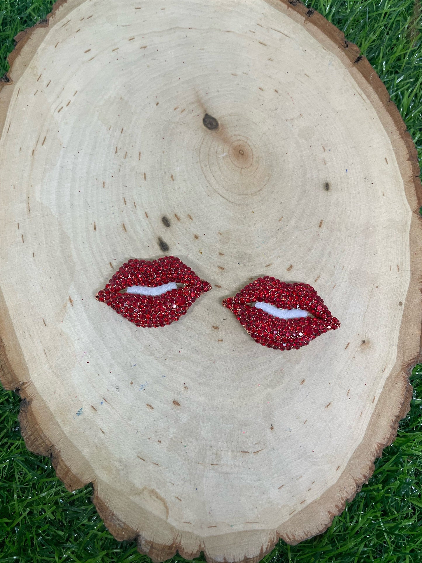 Lippy Lip Shoe Clips