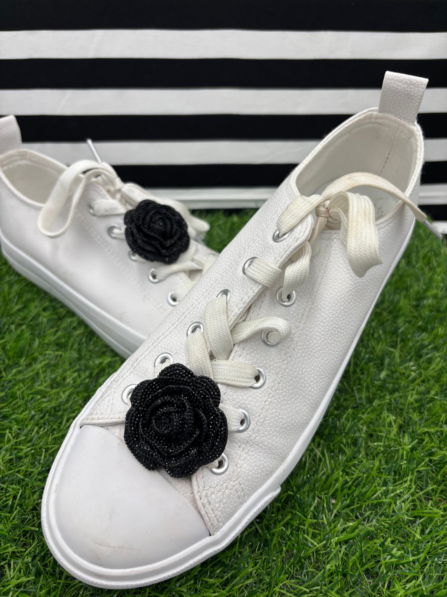 Forbidden Flower Shoe Clips