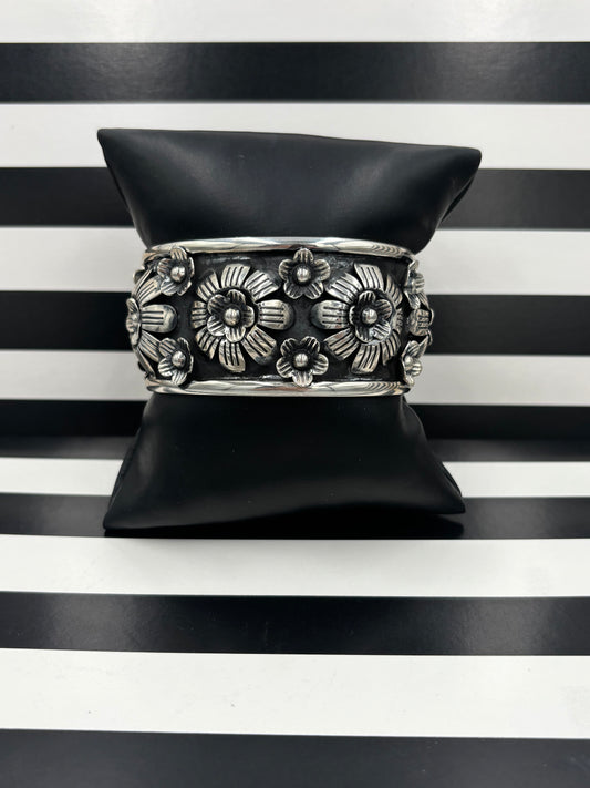 Fields of Sterling Cuff