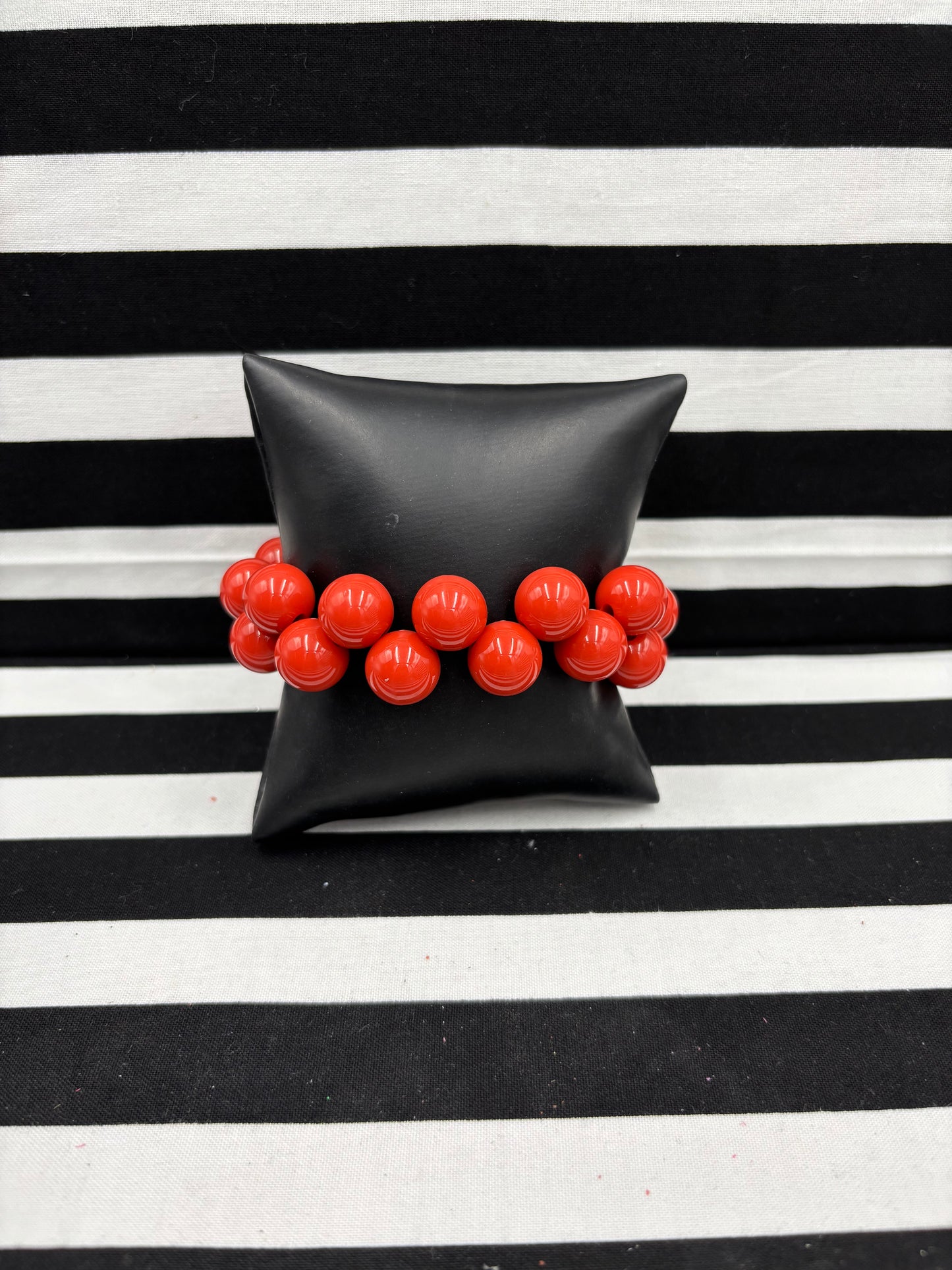 Chunky Button Salmon Stretch Bracelet