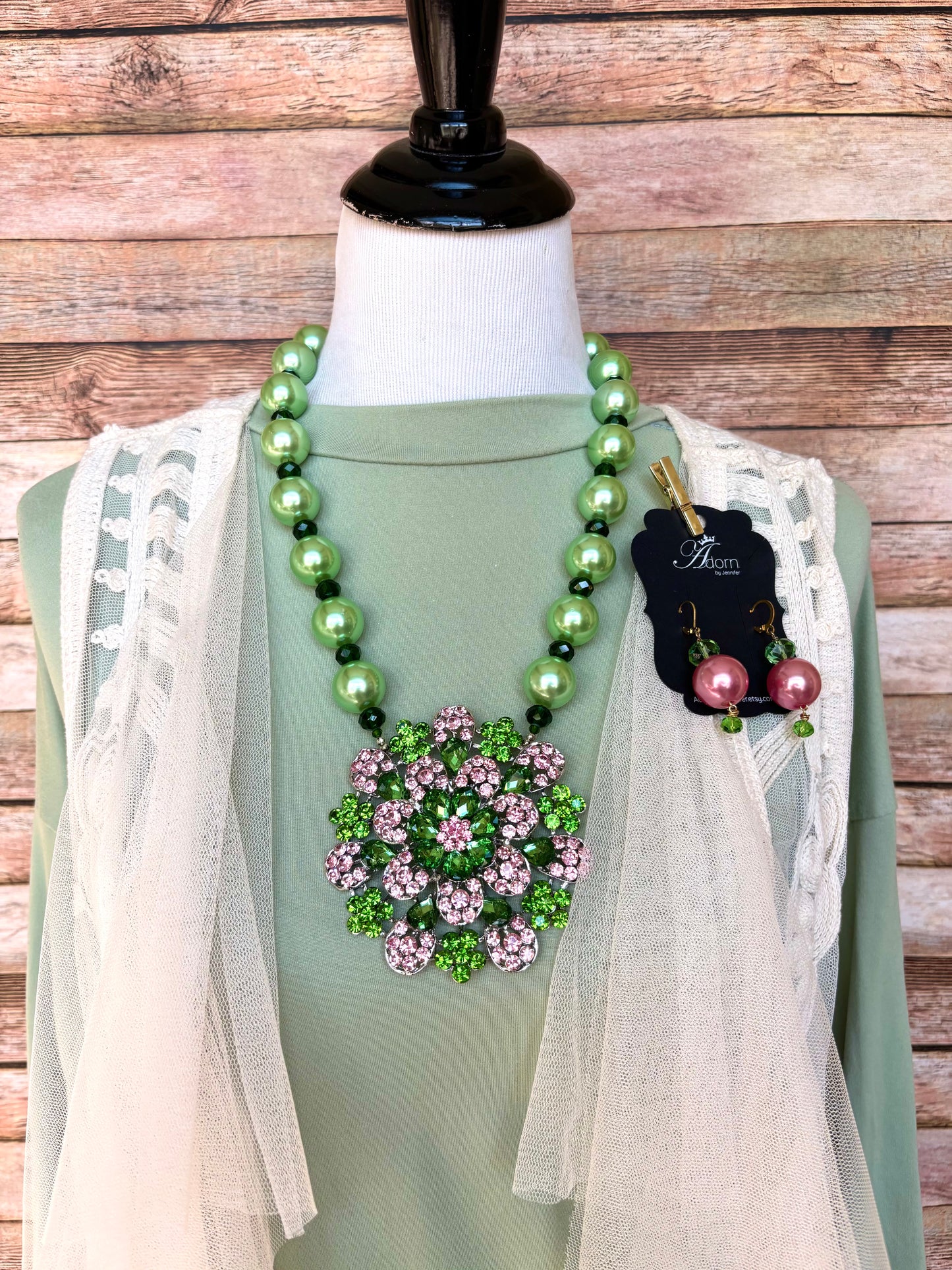 The Green Thumb Necklace