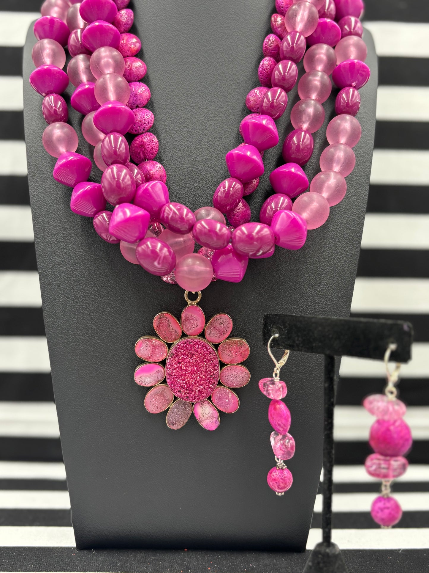 Pink n Posh Necklace