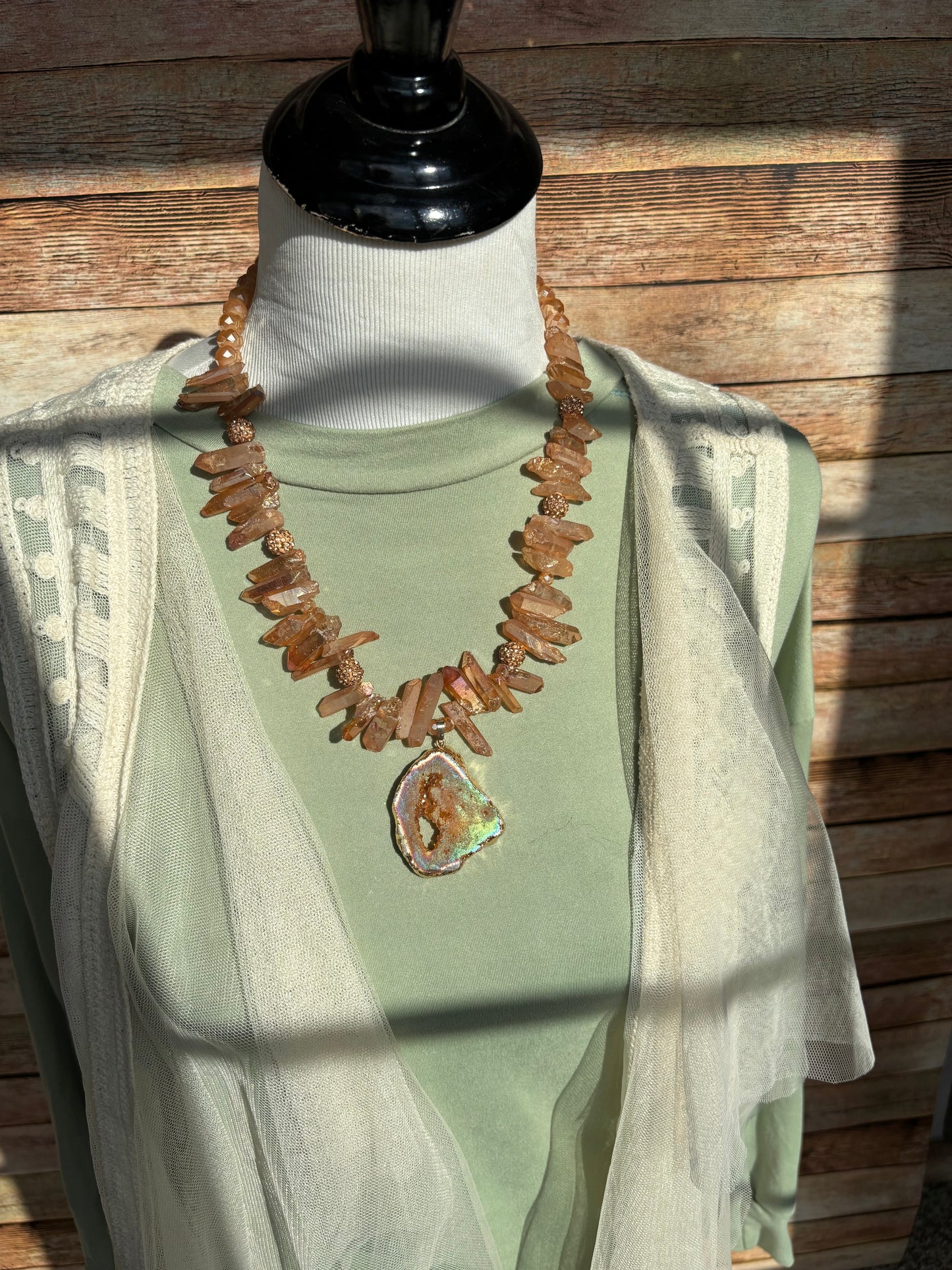 Sparkle and Pop Necklace