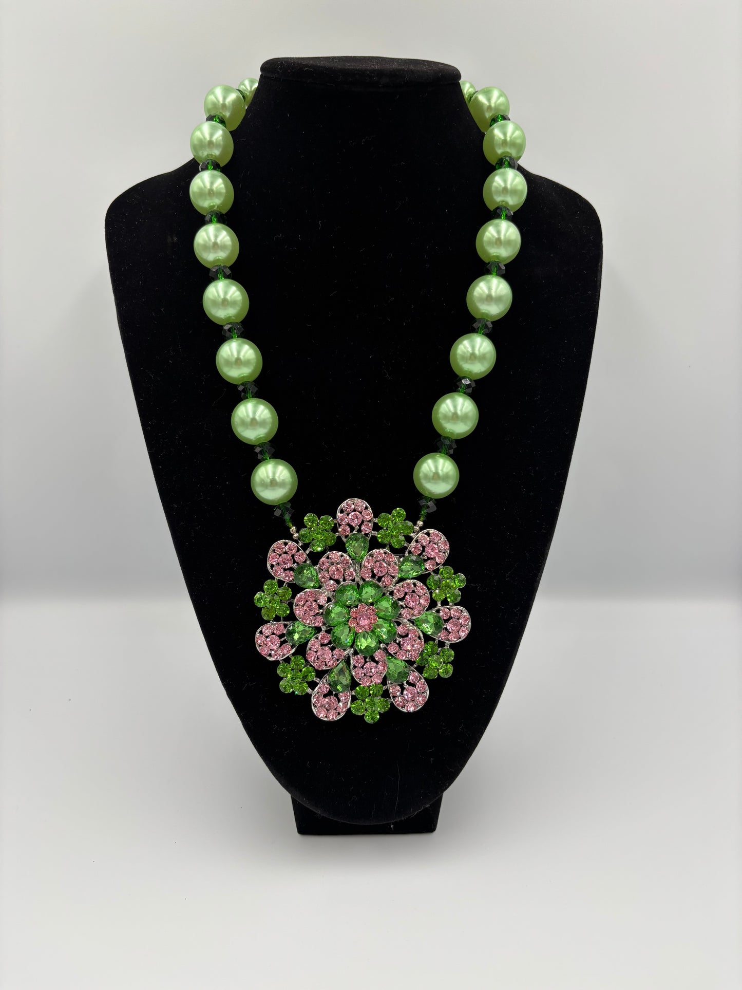 The Green Thumb Necklace