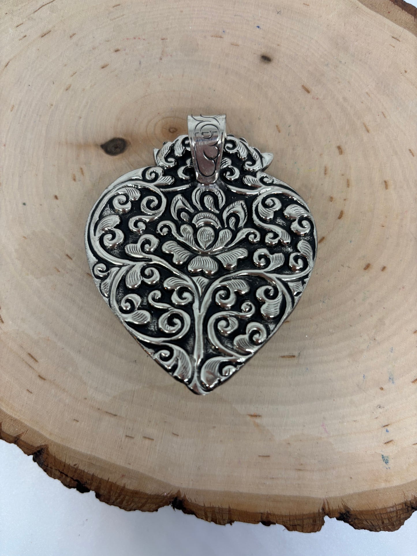 Unbelievable Pendant