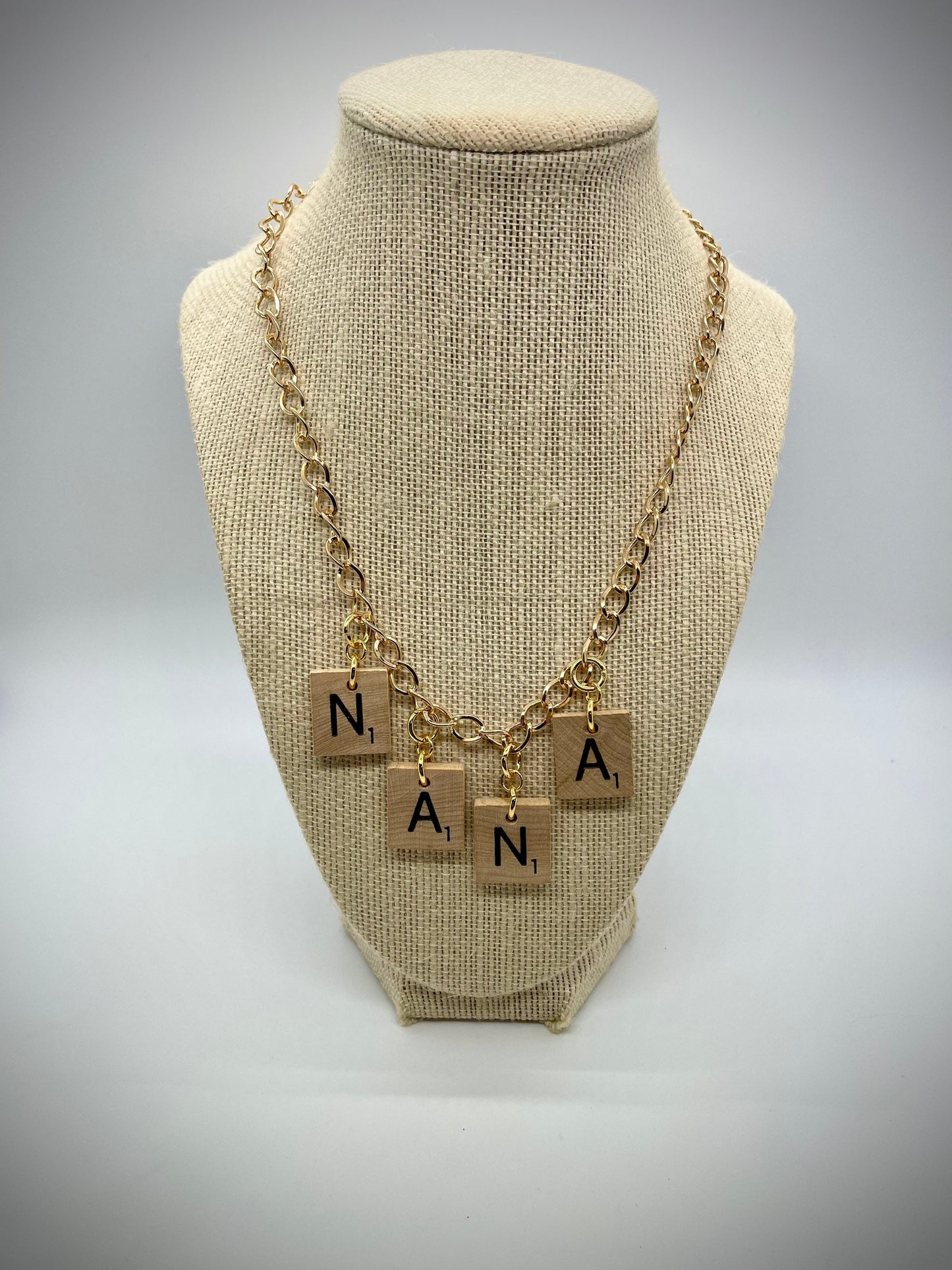 Nana Necklace