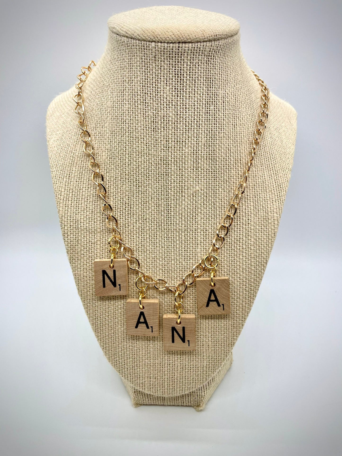 Nana Necklace