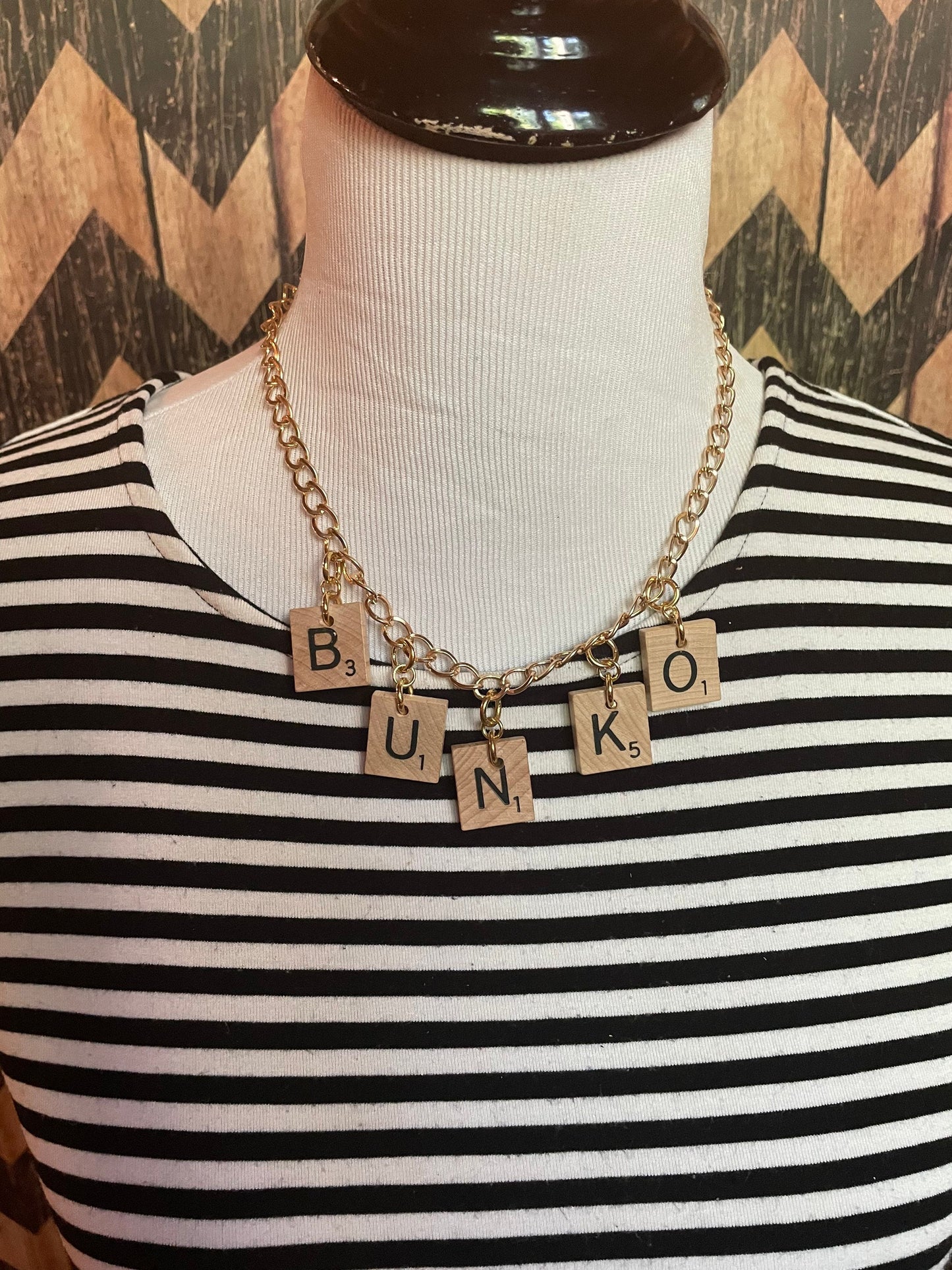 Bunko or Bunco Necklace