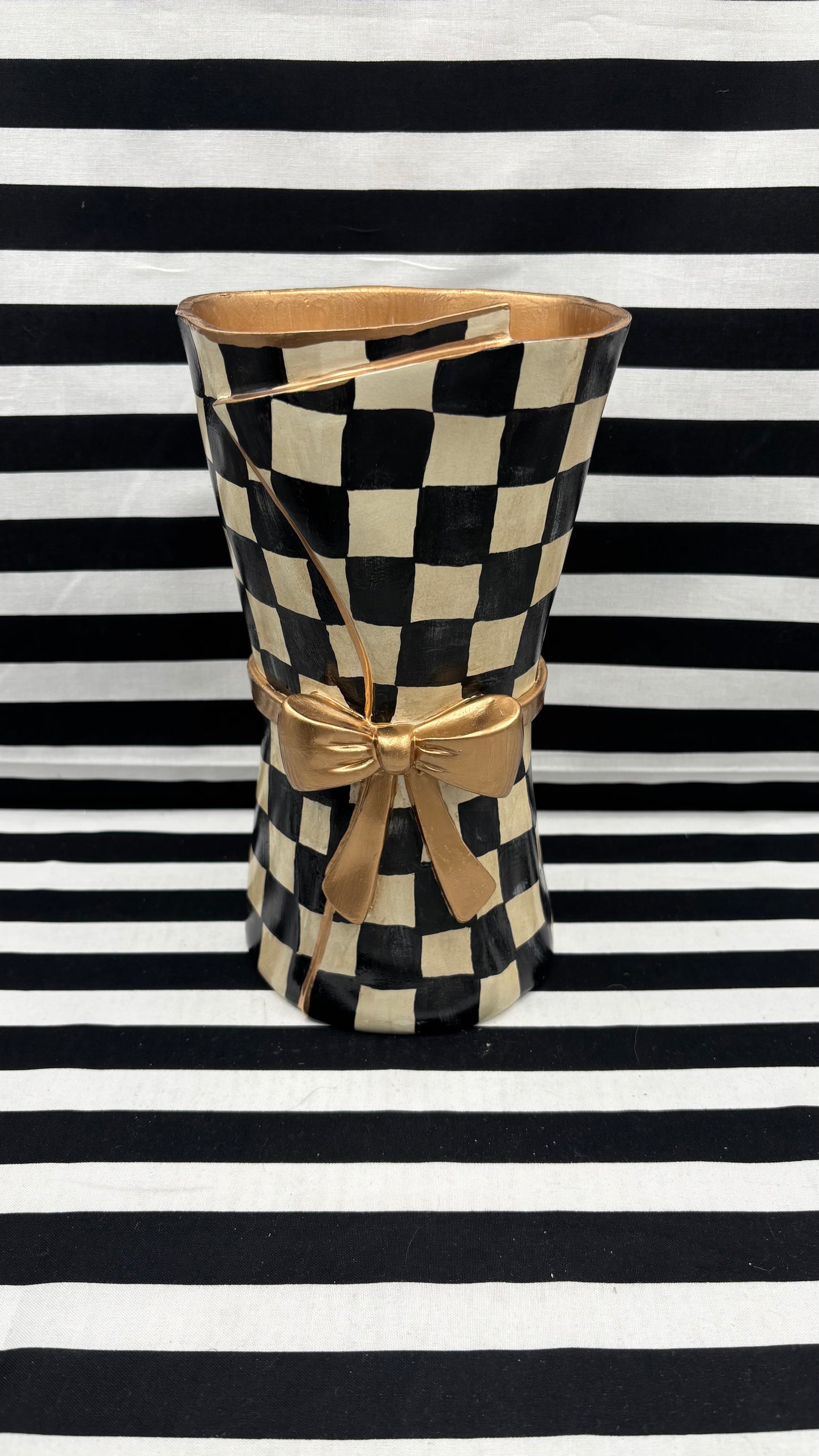 Bow Vase Handpainted