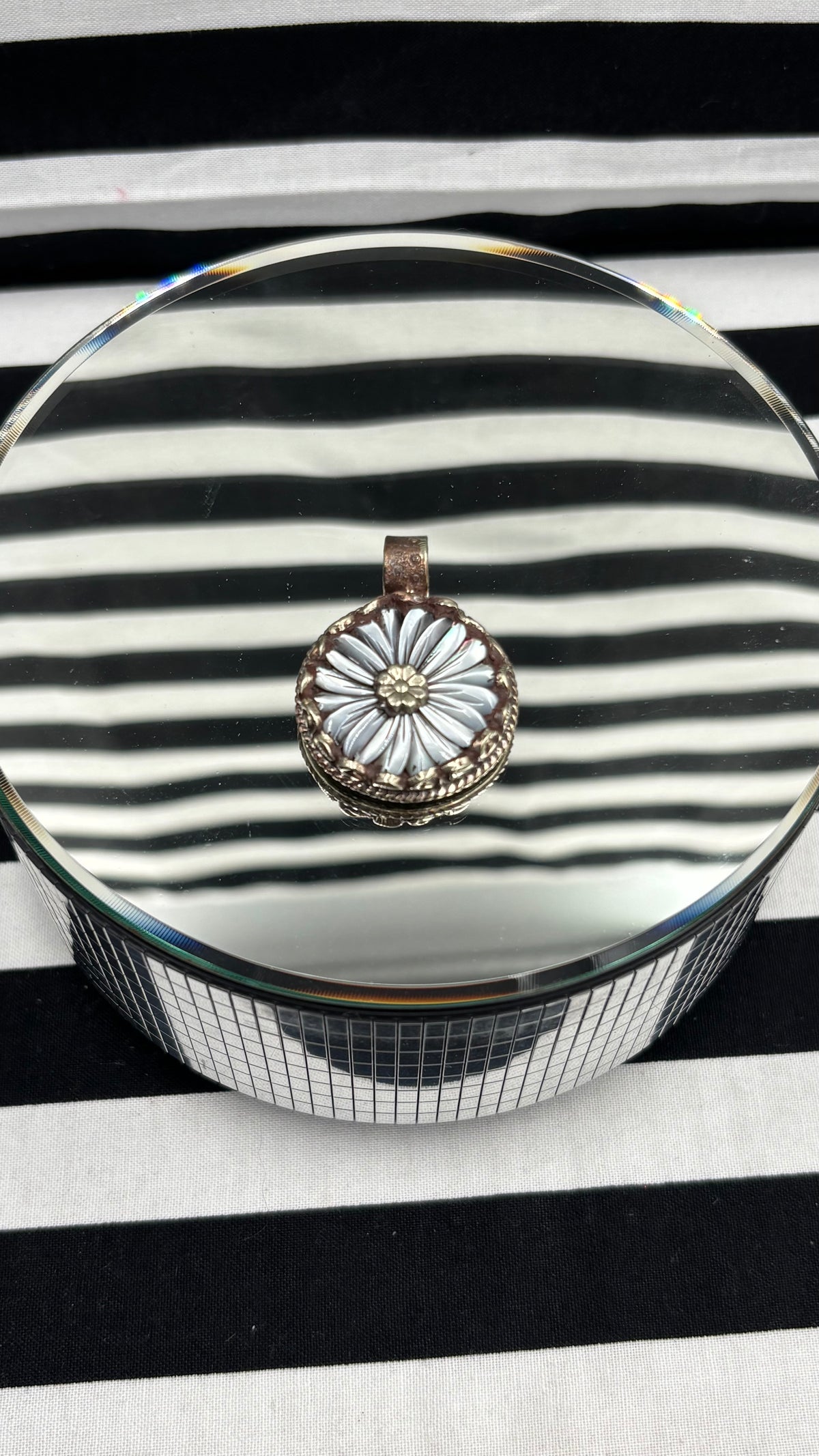 Adorn Pendants