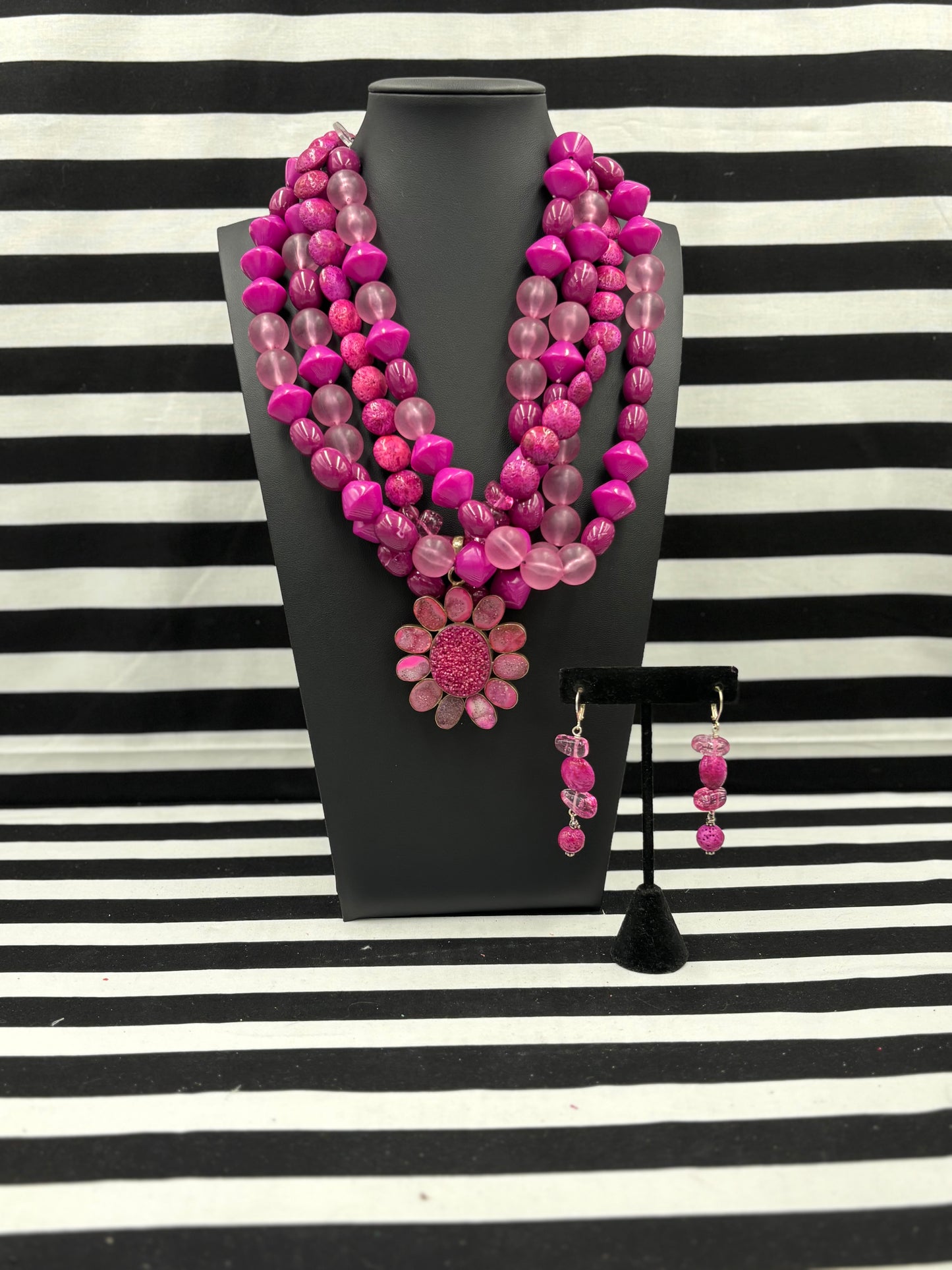 Pink n Posh Necklace