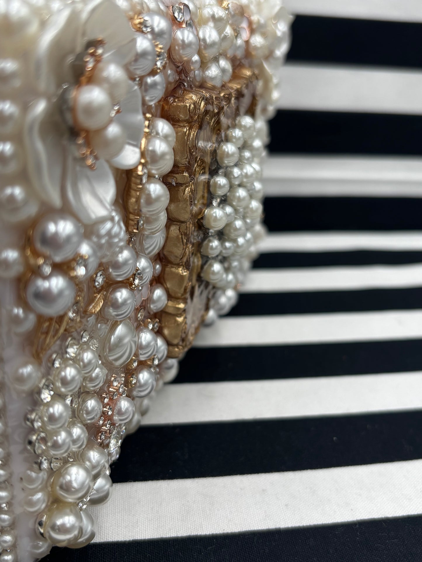 Clutch Elegance