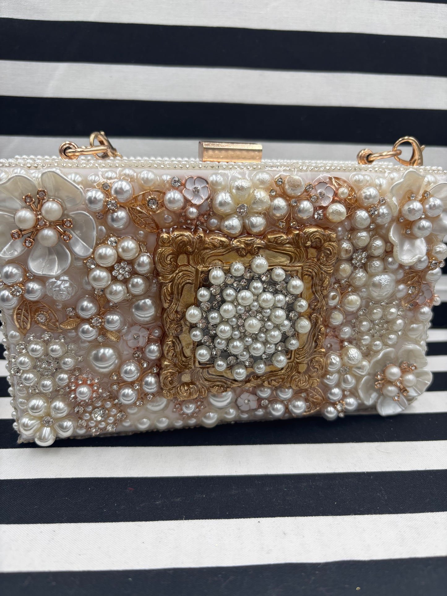 Clutch Elegance