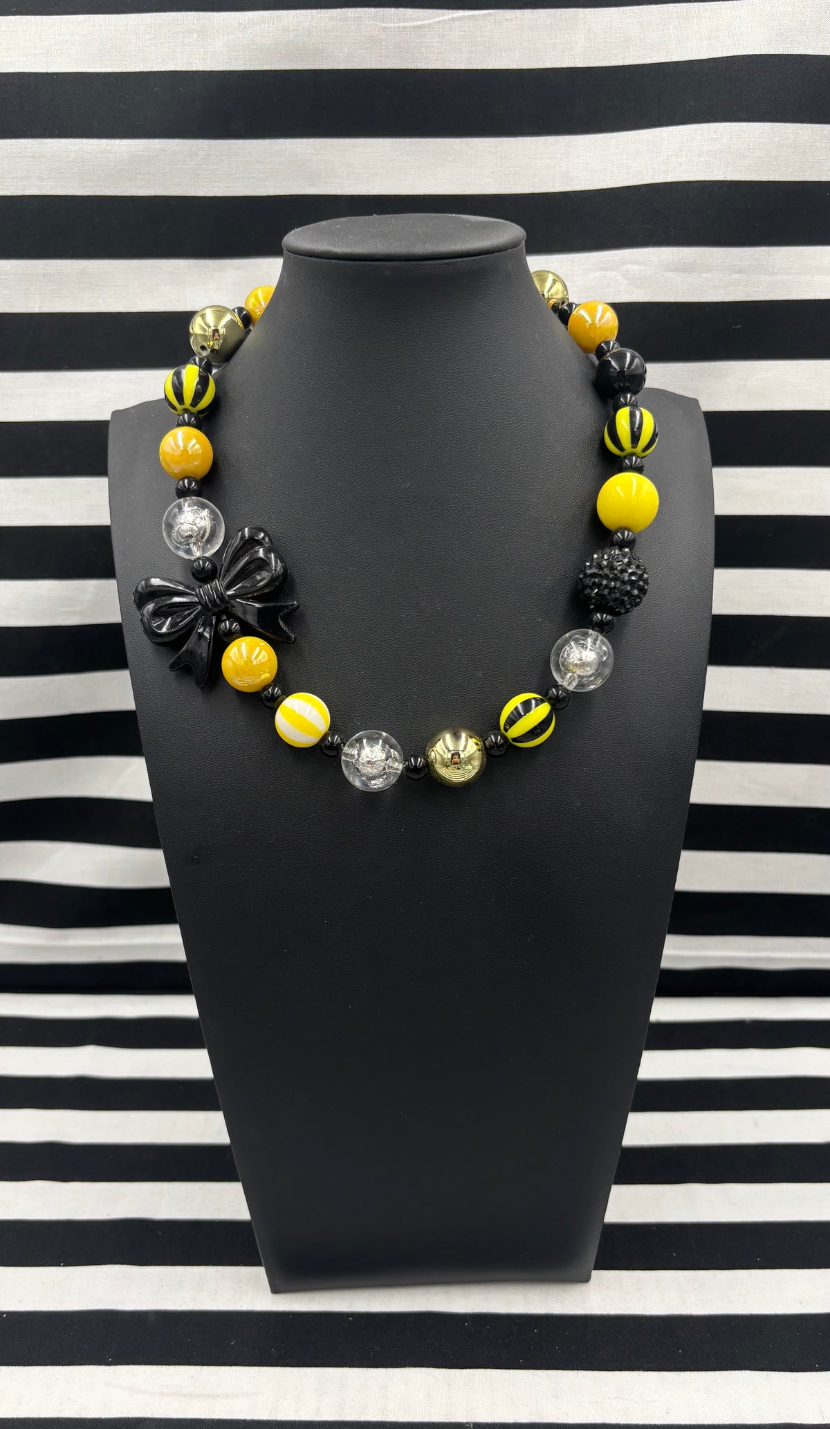 Bubble Gum Necklace &/or Bracelet Bumblebees