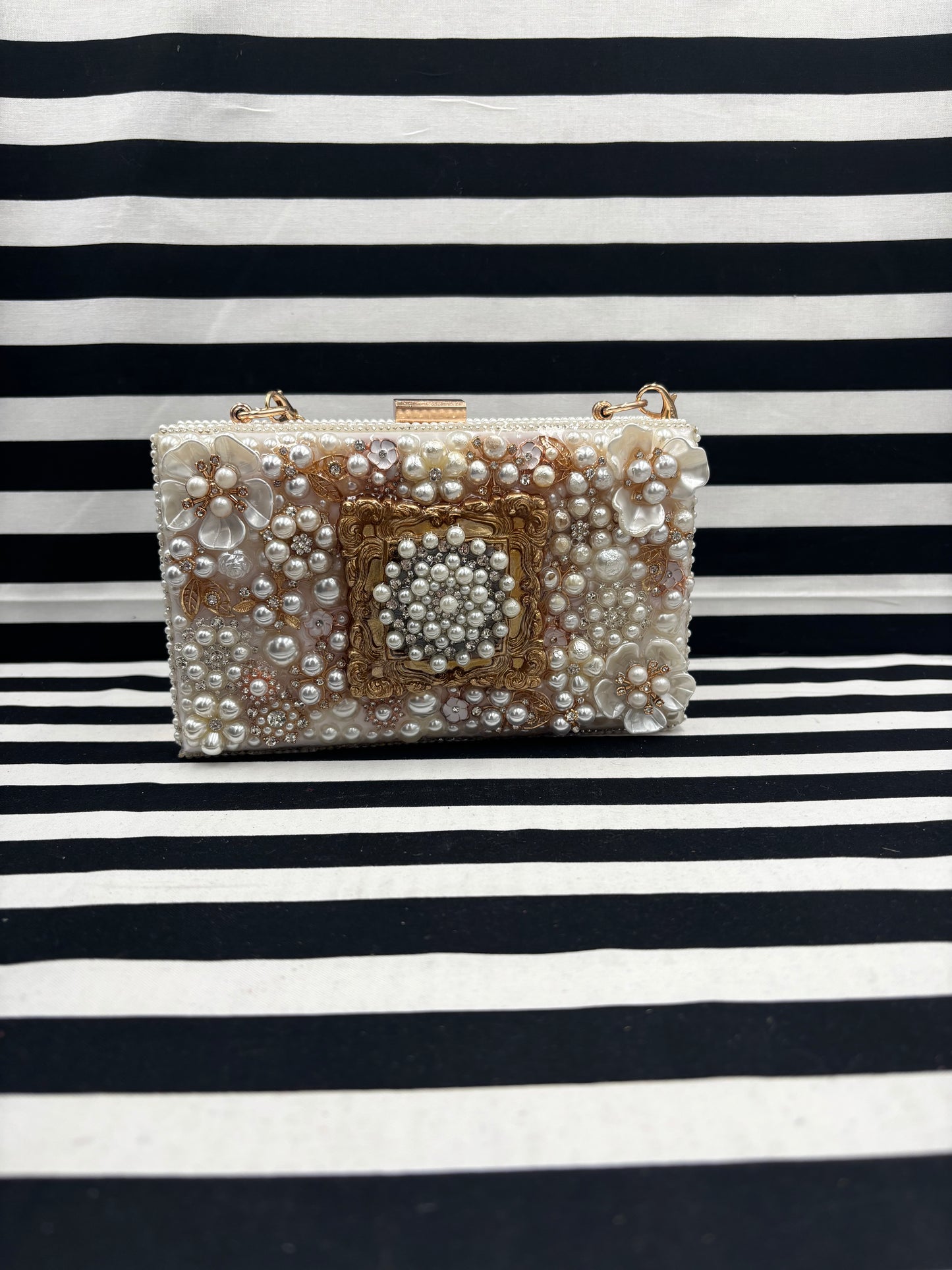 Clutch Elegance