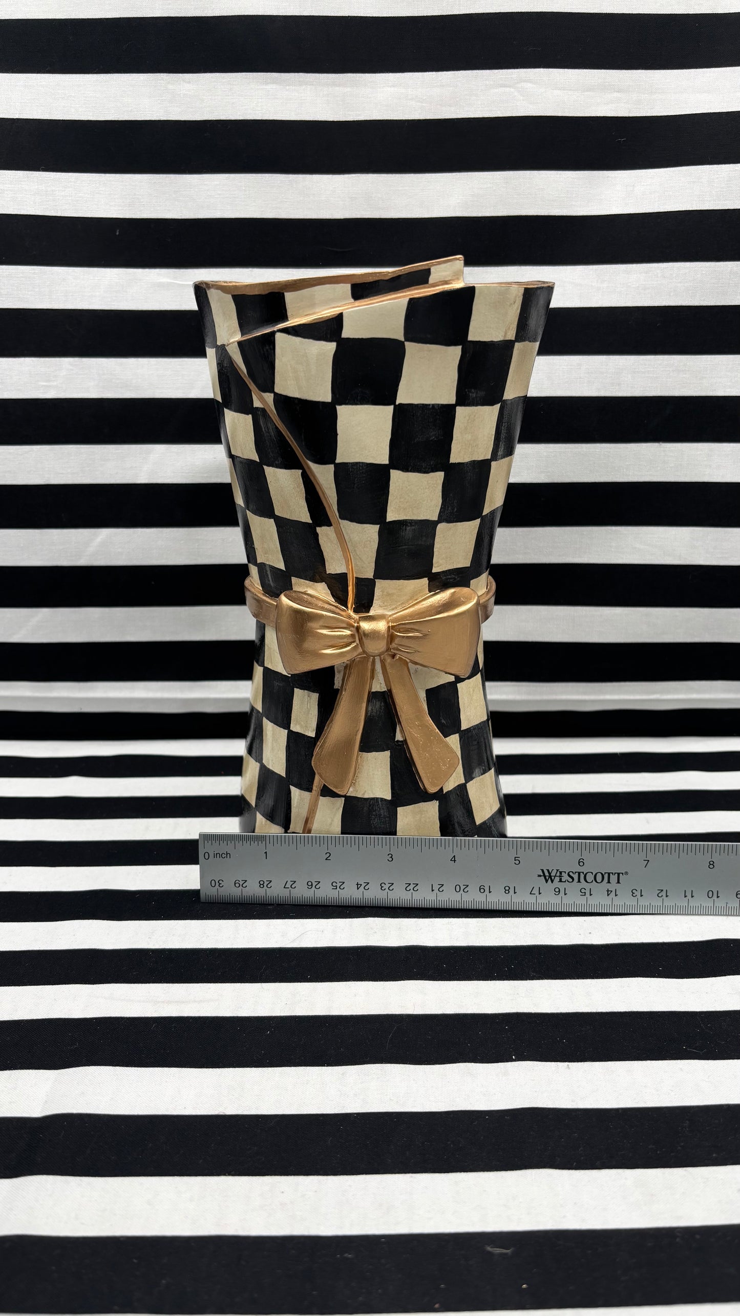Bow Vase Handpainted
