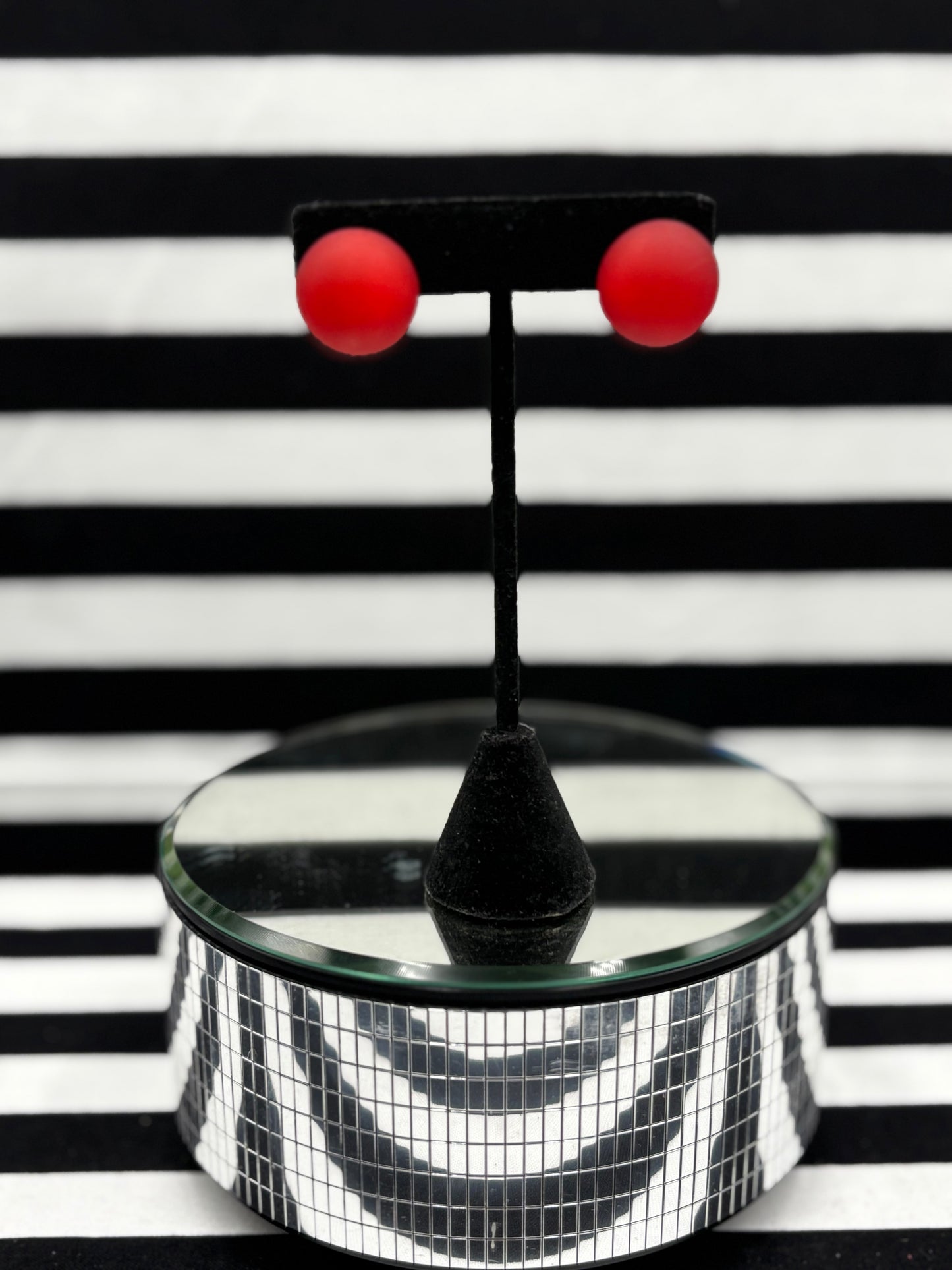 Retro Button Red Earrings