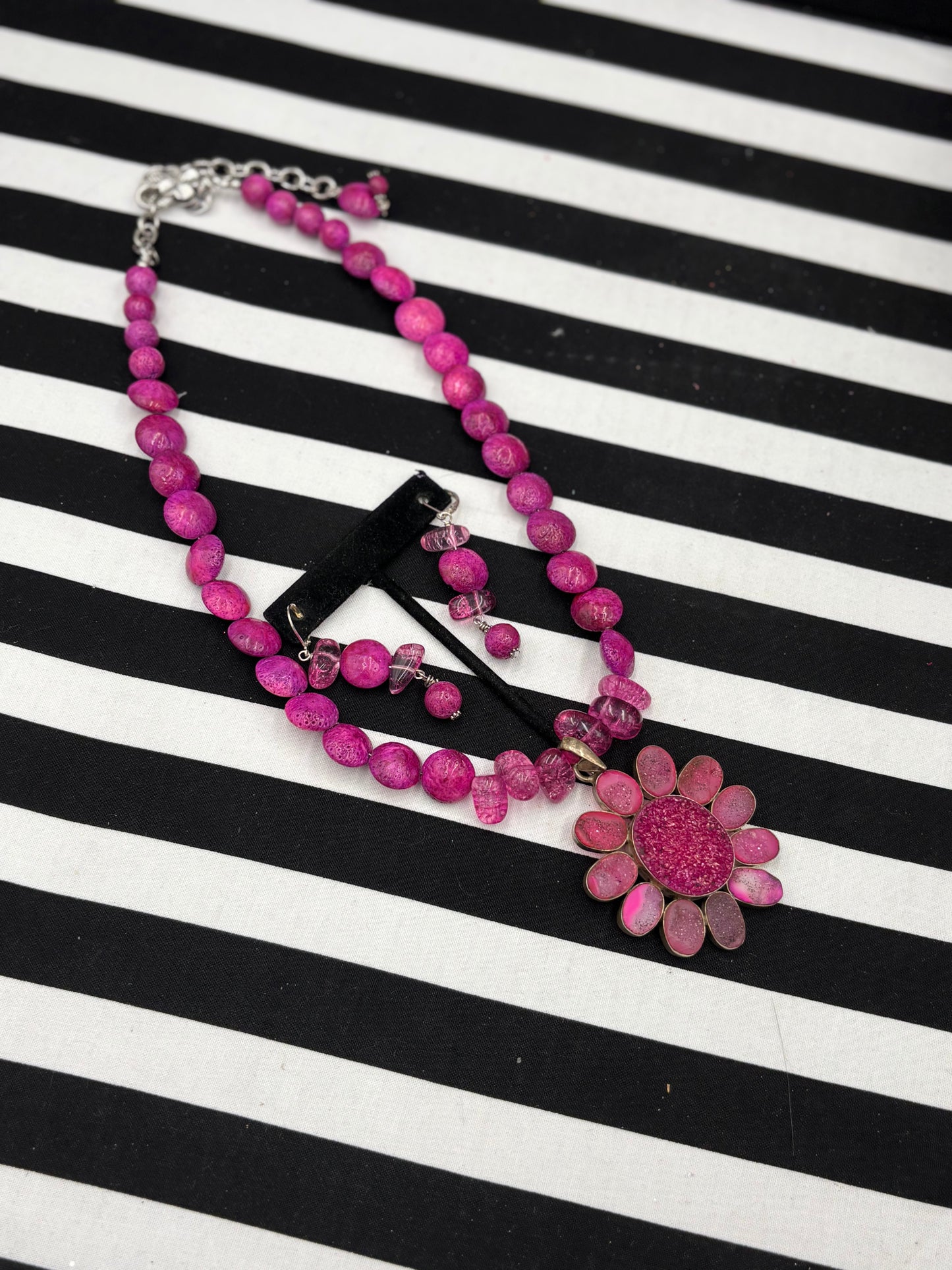 Pink n Posh Necklace