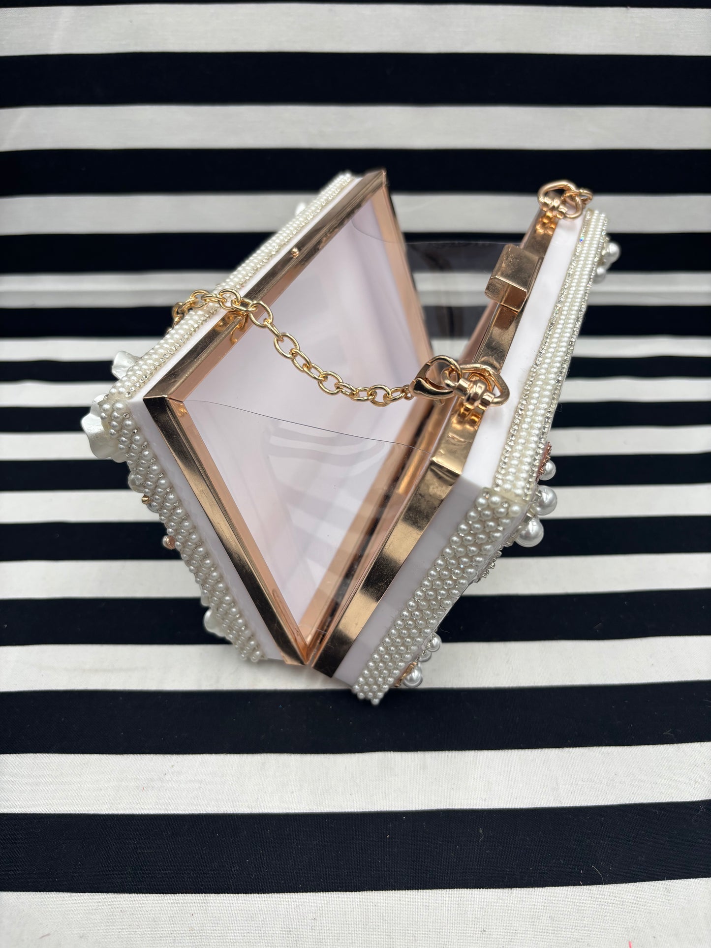 Clutch Elegance
