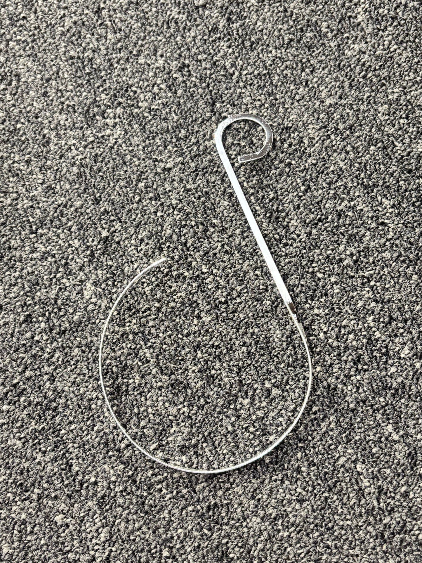 Deal of the Day Curved Necklace