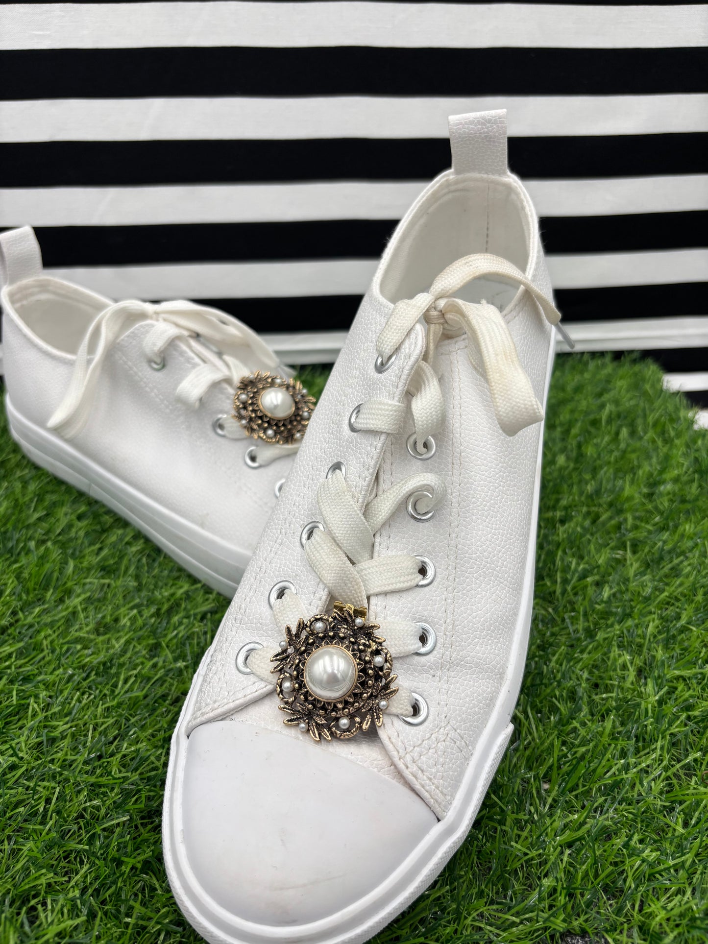 Vintage Pearl Shoe Clips