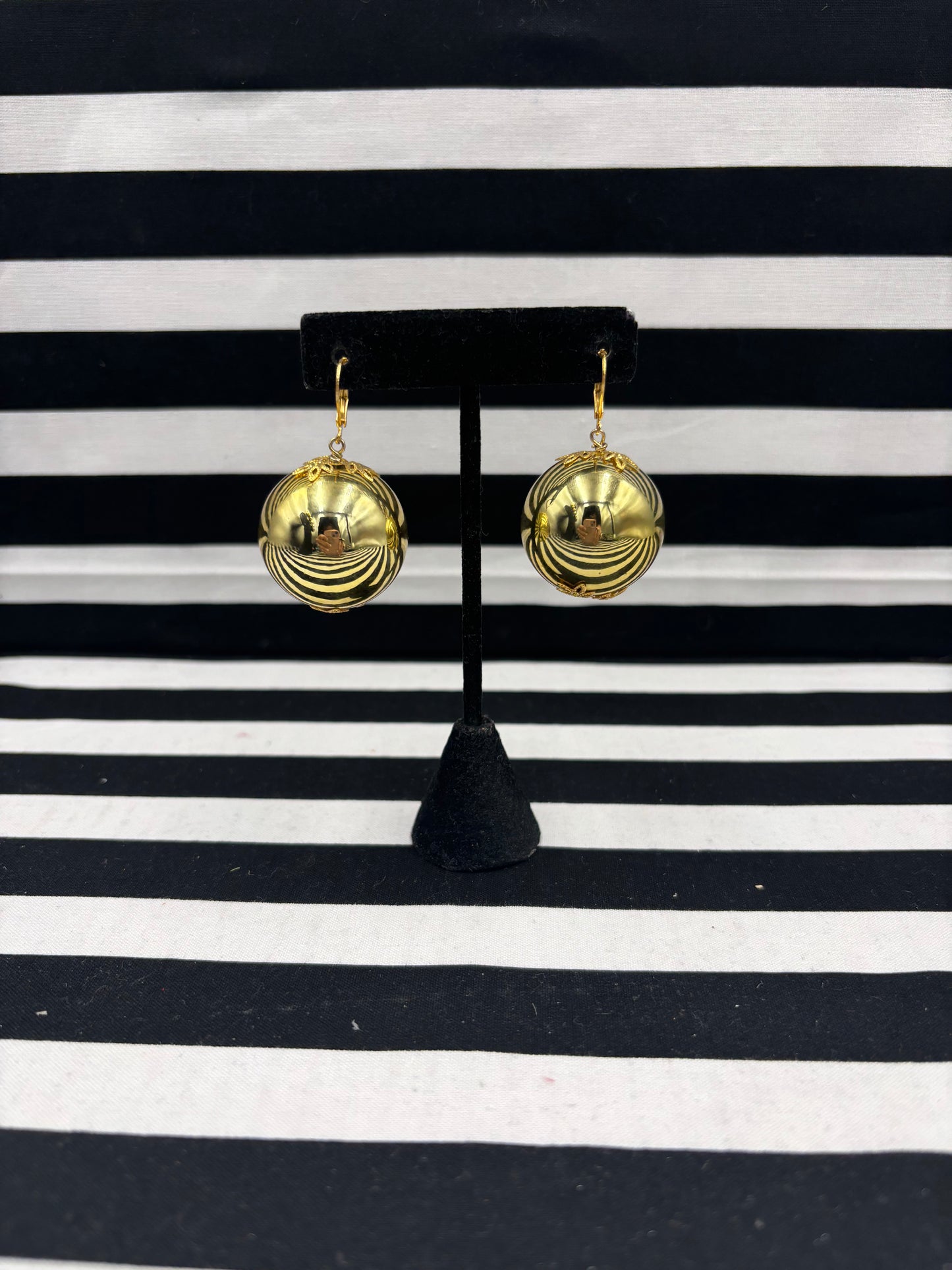 Metallic Spheres Statement