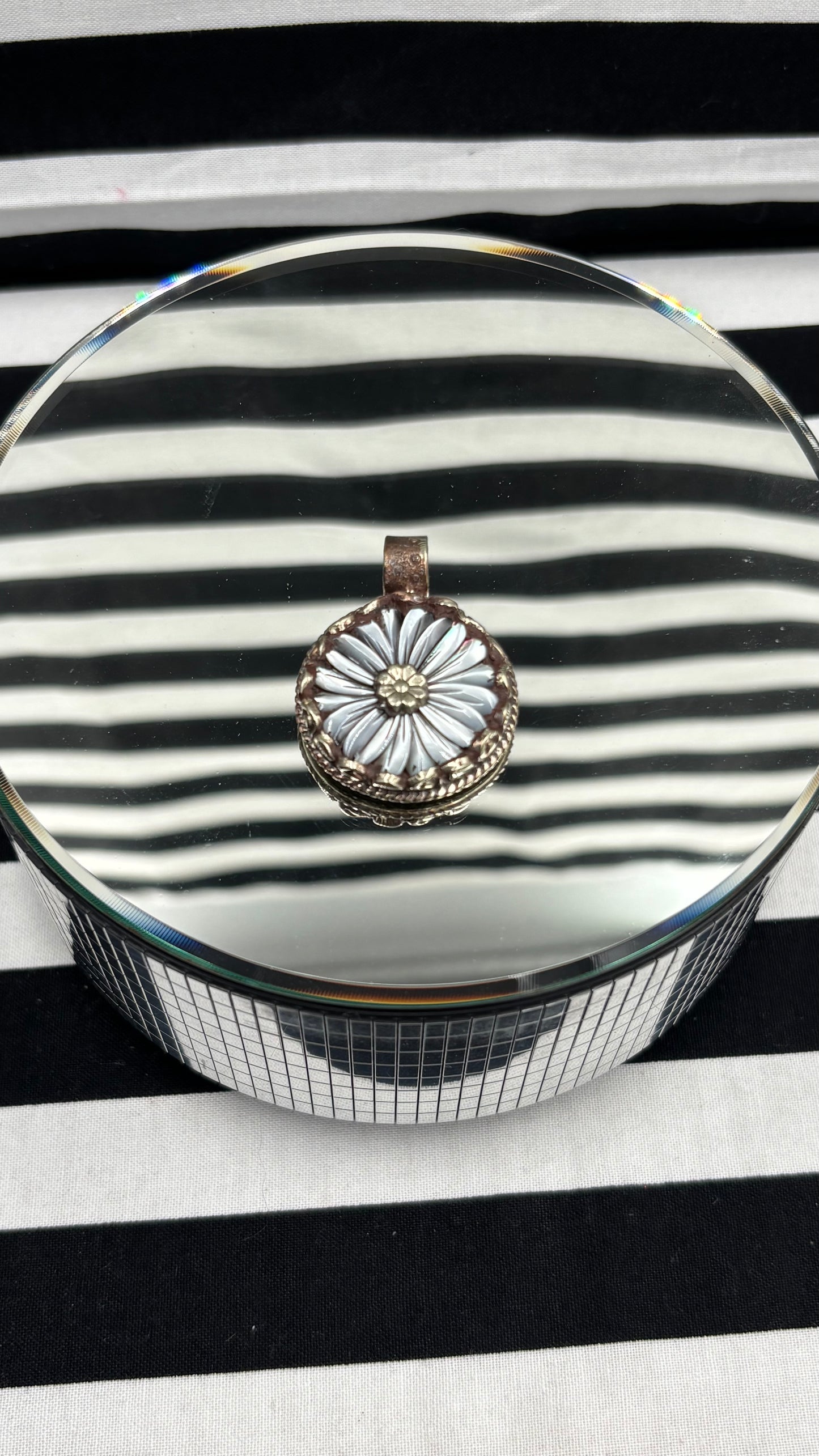 Adorn Pendants