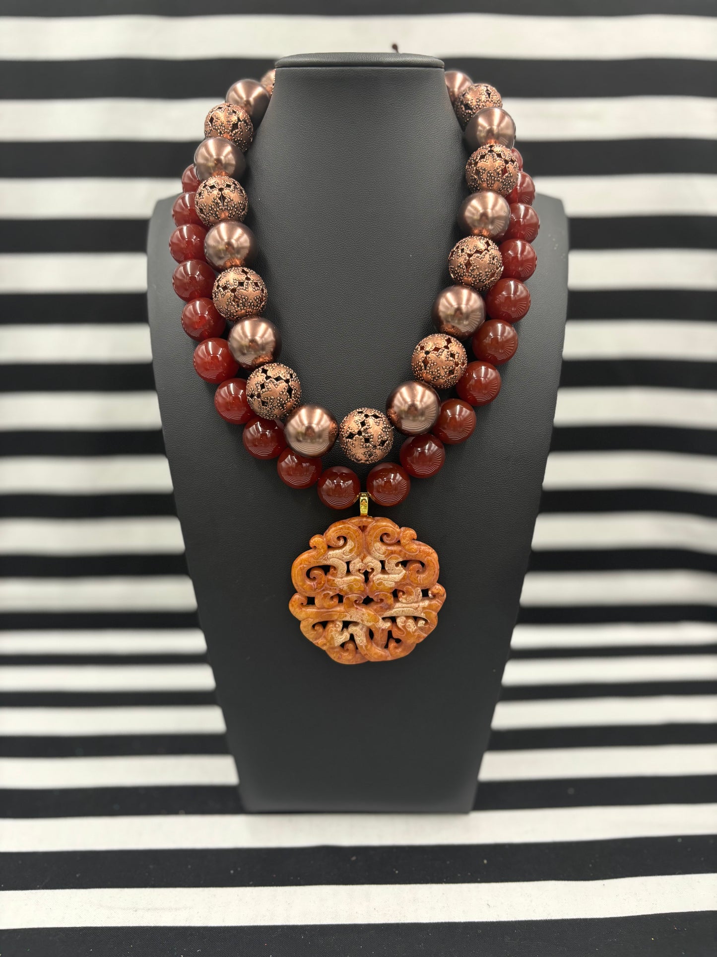 Copper Clapped Beauty Necklace