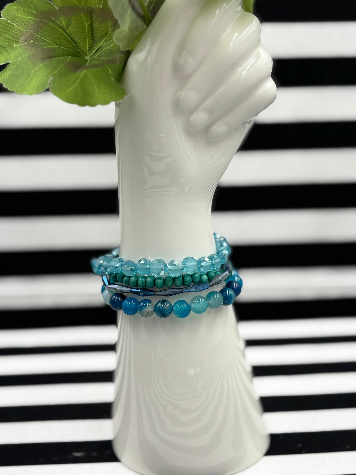 Turquoise Triumph Set of Stretch Bracelet