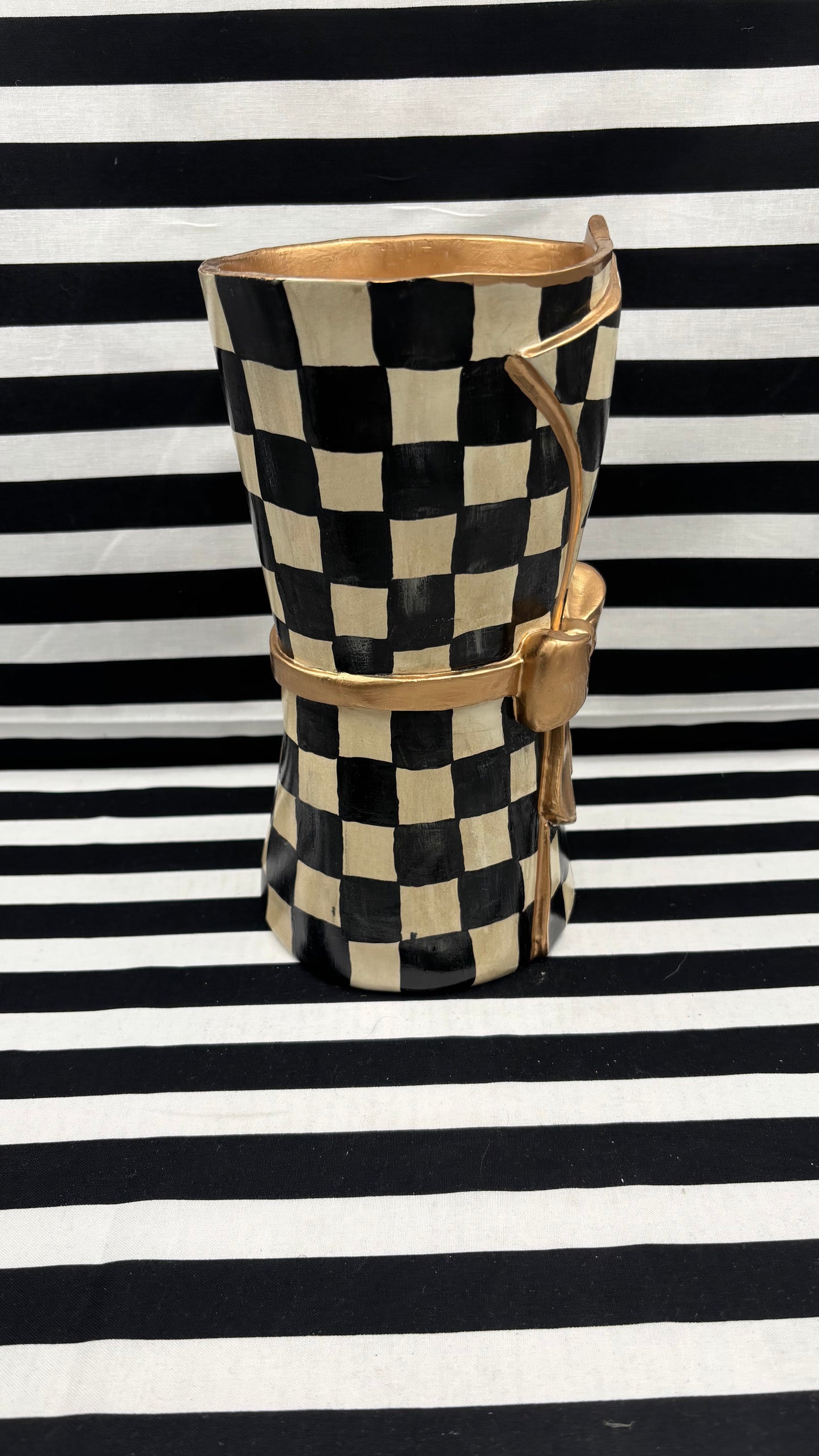 Bow Vase Handpainted