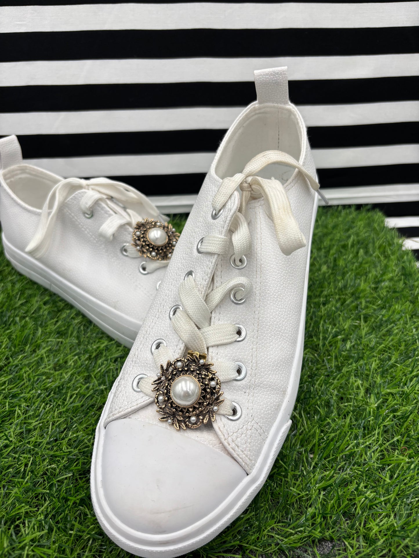 Vintage Pearl Shoe Clips