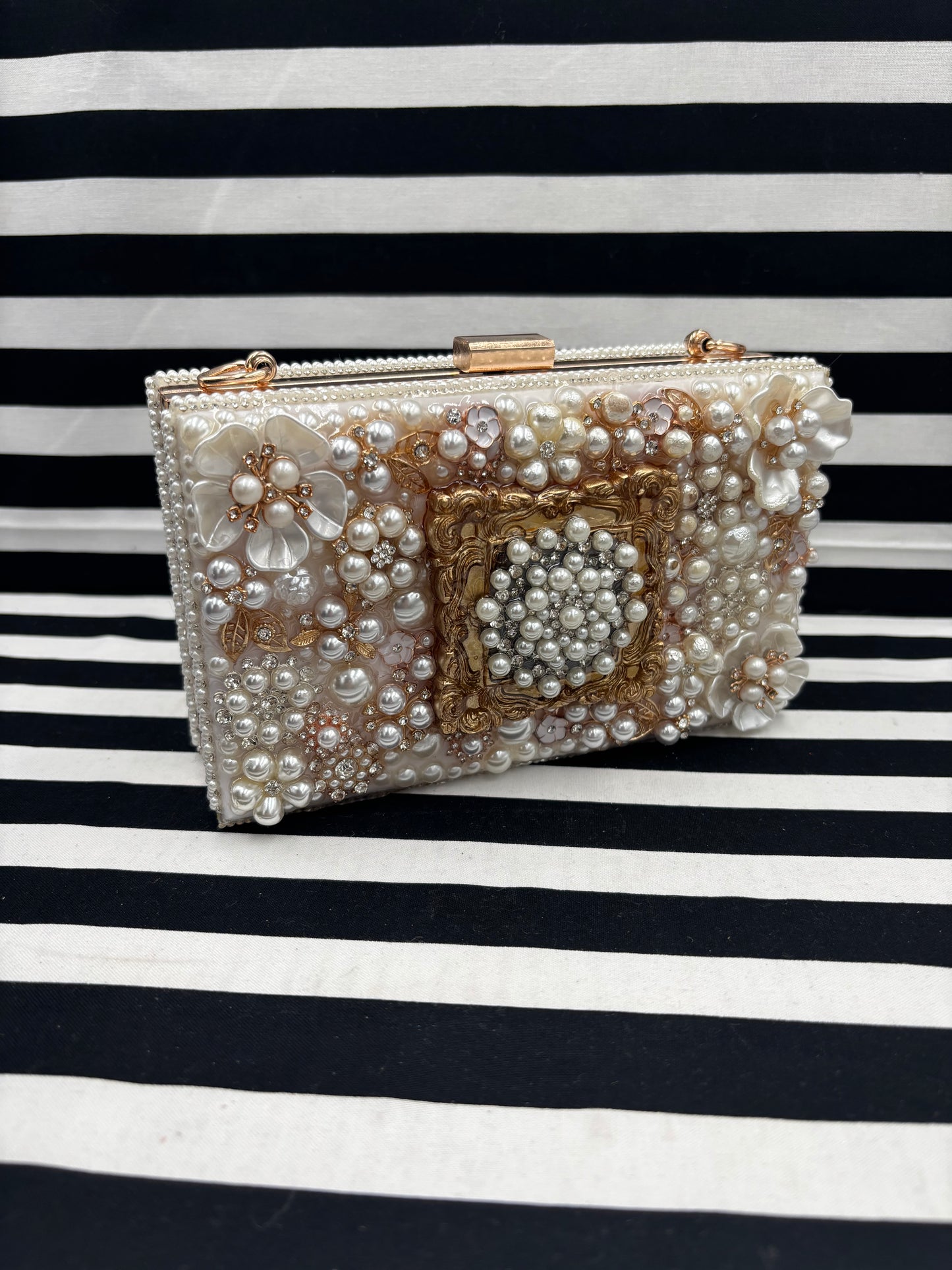 Clutch Elegance