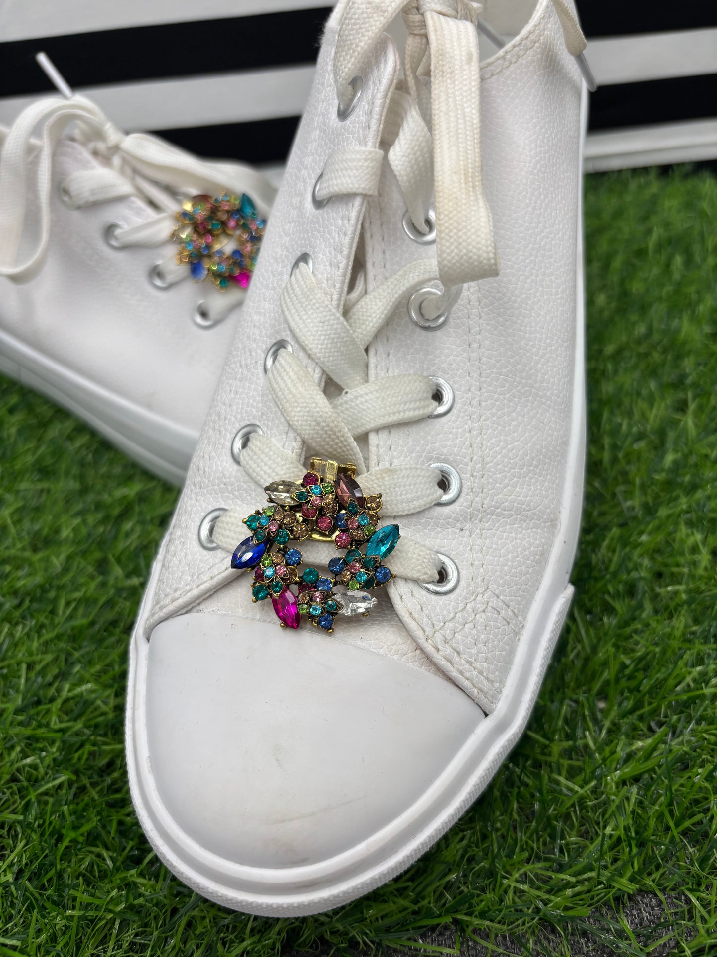 Jewel Toned Wreath Shoe Clips