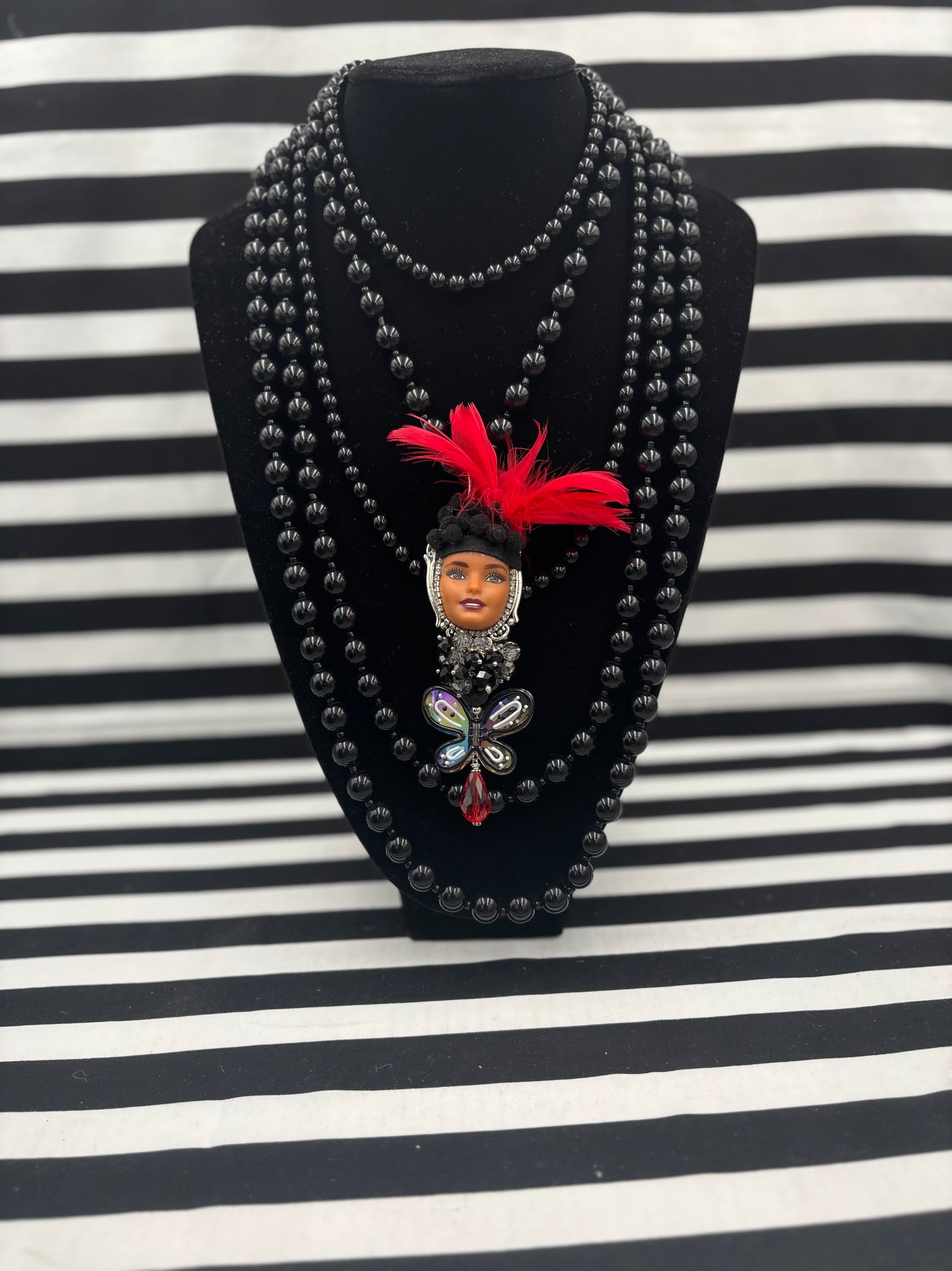 Ooh Lala Face Necklace