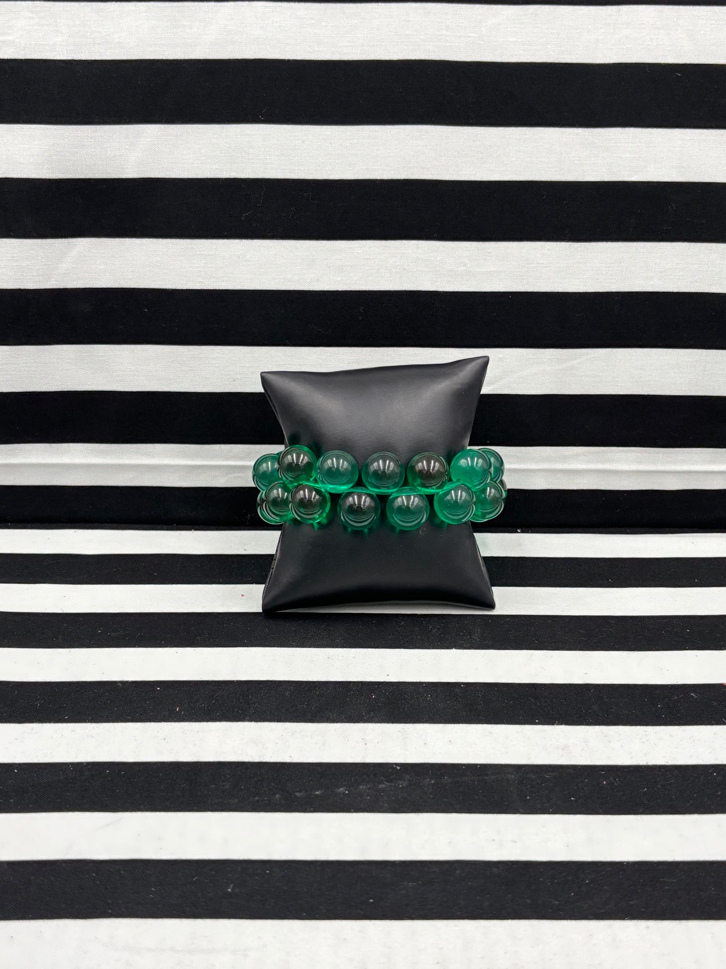 Chunky Button Green Stretch Bracelet